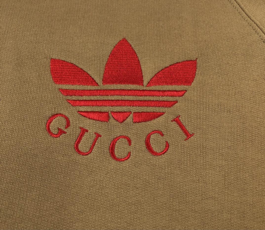 adidas-x-gucci-cotton-jersey-sweatshirt-2782_16844985684-1000