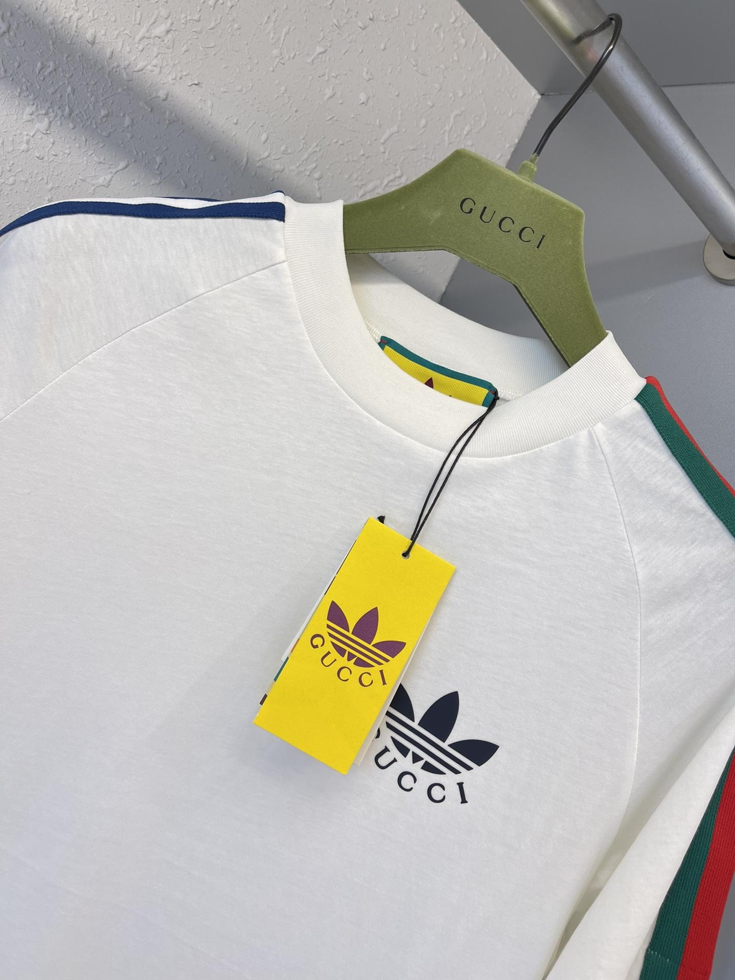 adidas-x-gucci-t-shirt-with-trefoil-print-2834_16844986203-1000