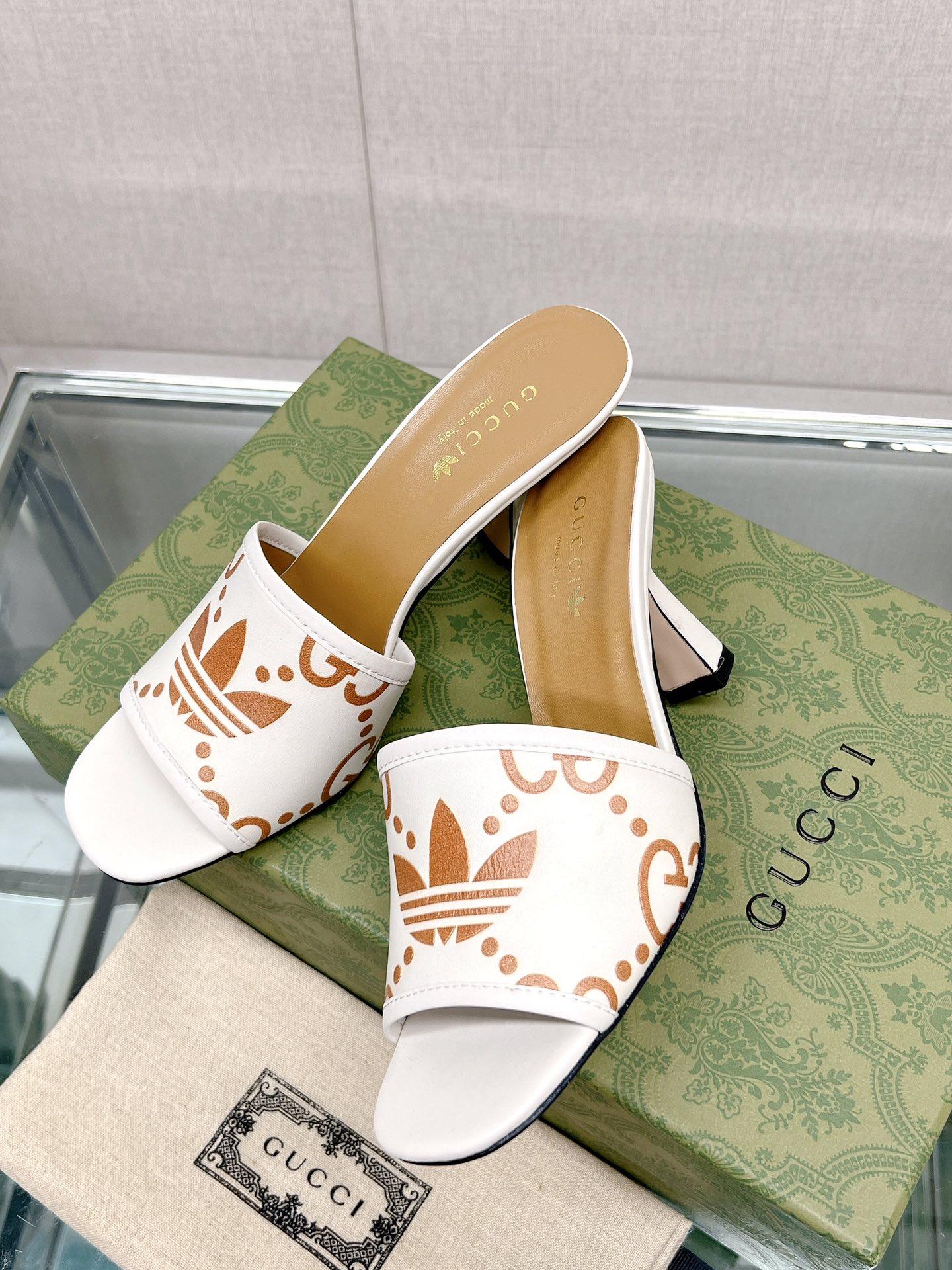 adidas-x-gucci-womens-slide-sandal-6793_16844043057-1000