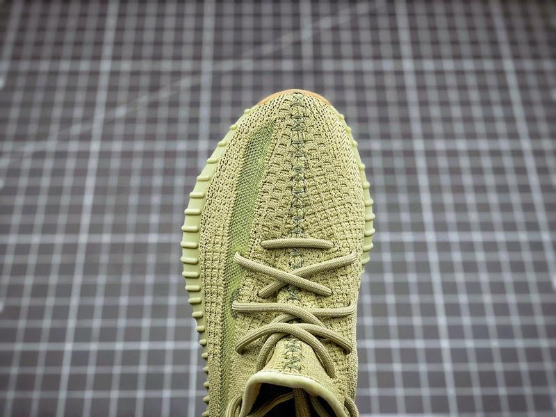 adidas-yeezy-boost-350-v2-sneakers-881_16843506714-1000