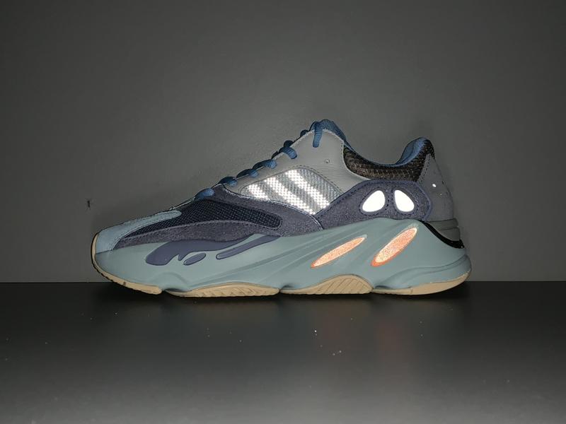 adidas-yeezy-boost-700-carbon-blue-sneakers-933_16843507647-1000