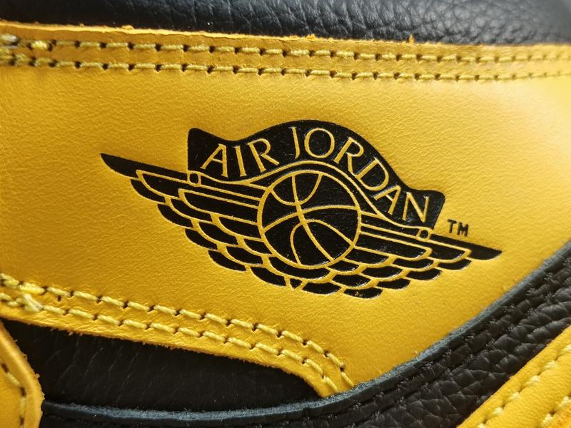 air-jordan-1-high-og-pollen-sneakers-1039_168435099012-1000