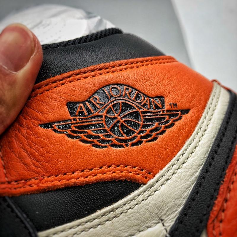 air-jordan-1-retro-high-og-shattered-backboard-1078_168439264118-1000