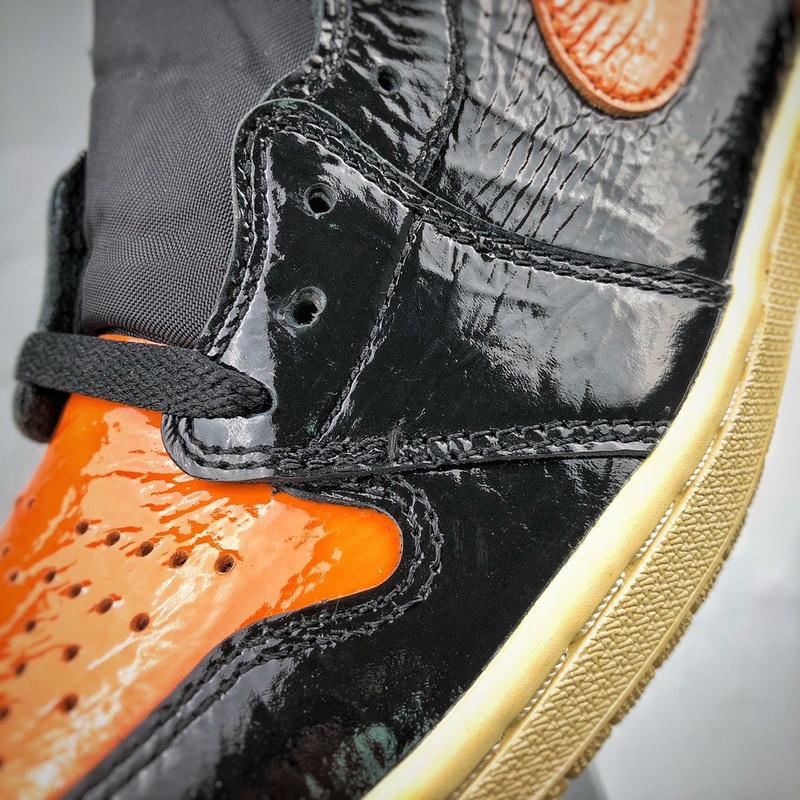 air-jordan-1-retro-high-og-shattered-backboard-30-1062_16843926033-1000