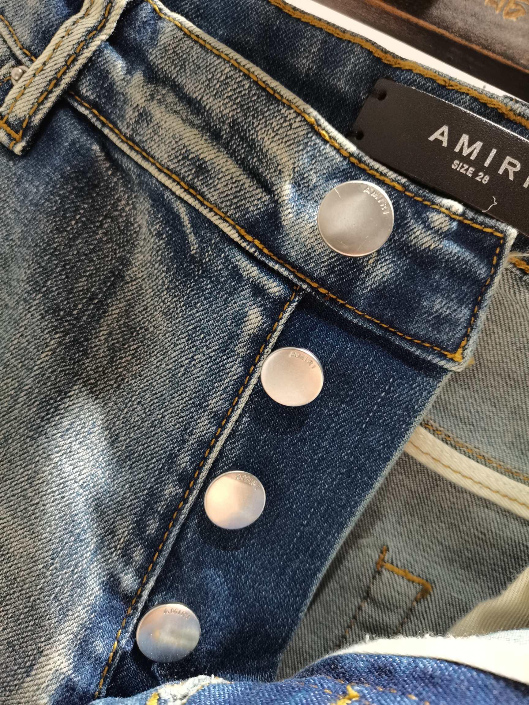 amiri-jeans-1325_16843937167-1000