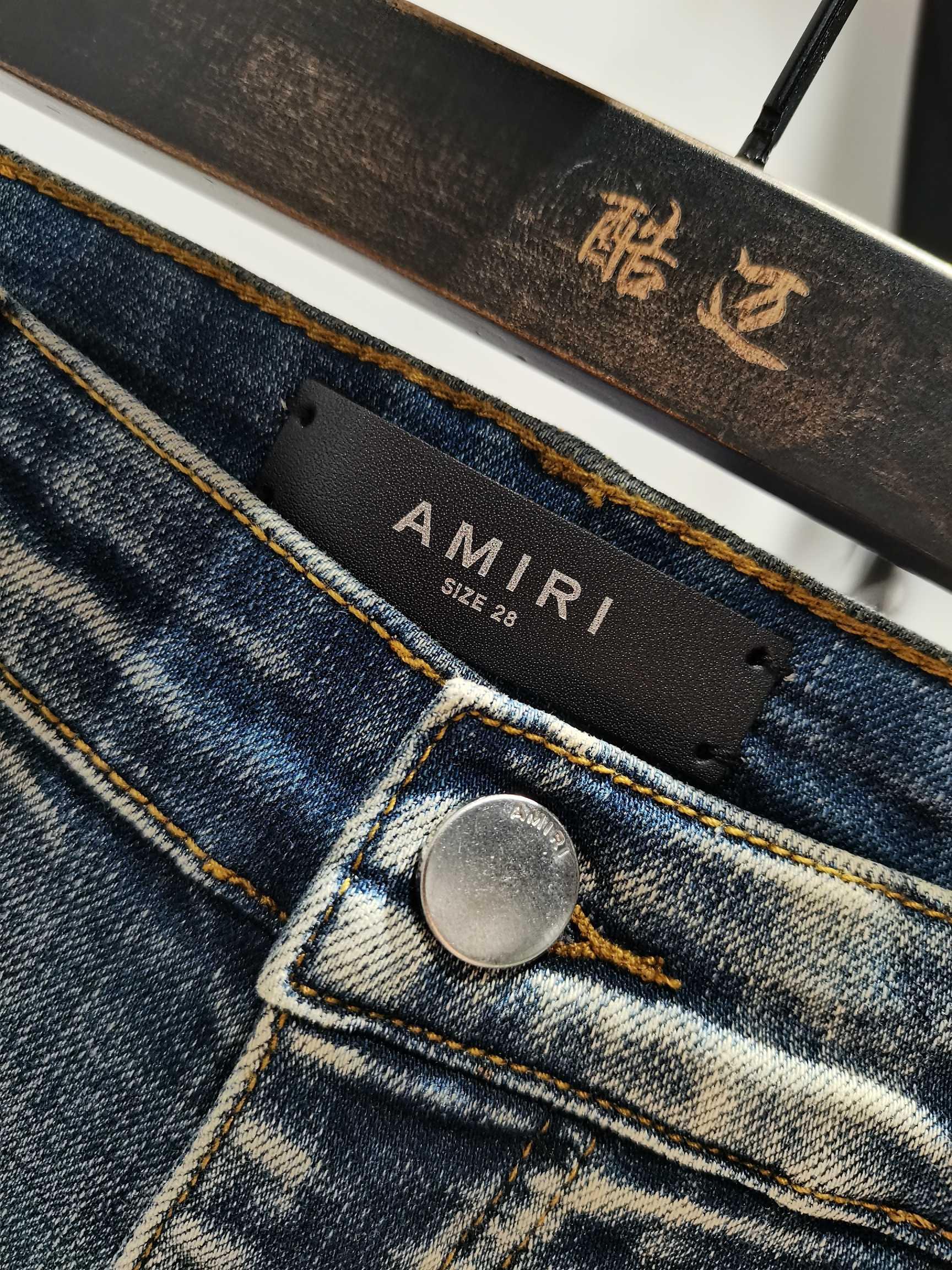 amiri-jeans-1327_16843937258-1000