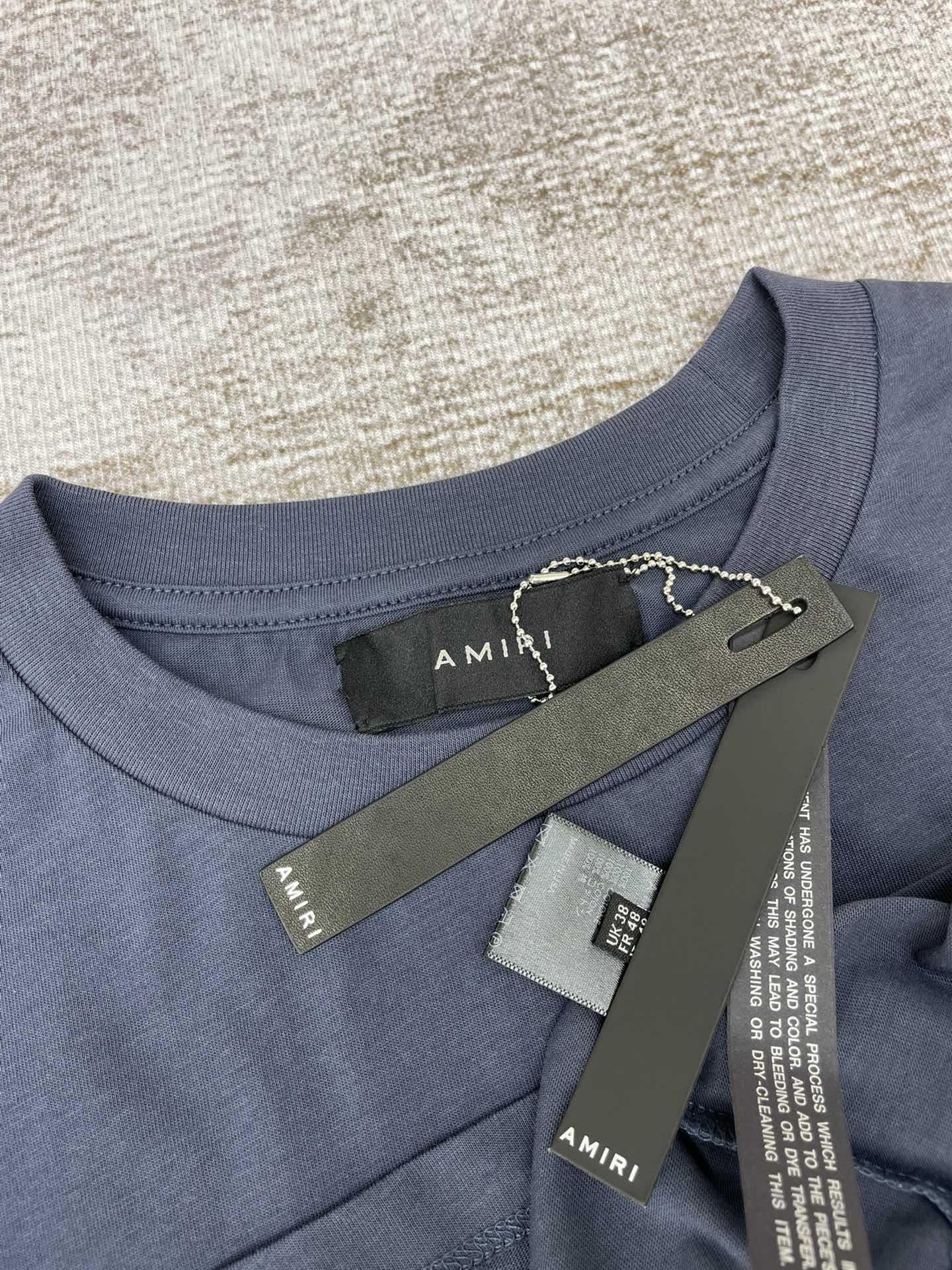 amiri-t-shirt-2699_16844984794-1000