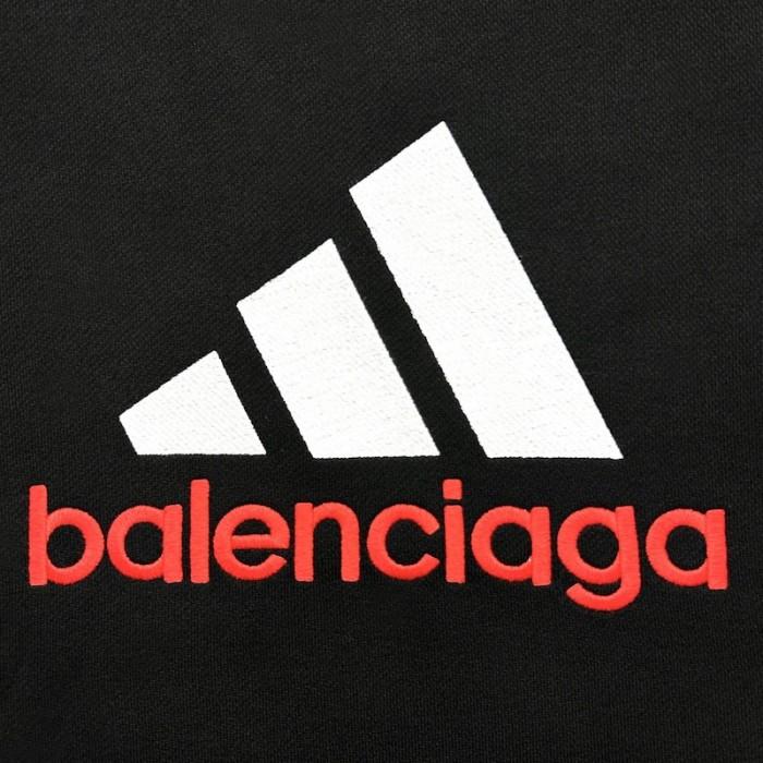 balenciaga-adidas-sweatshirt-oversized-5705_16845009756-1000