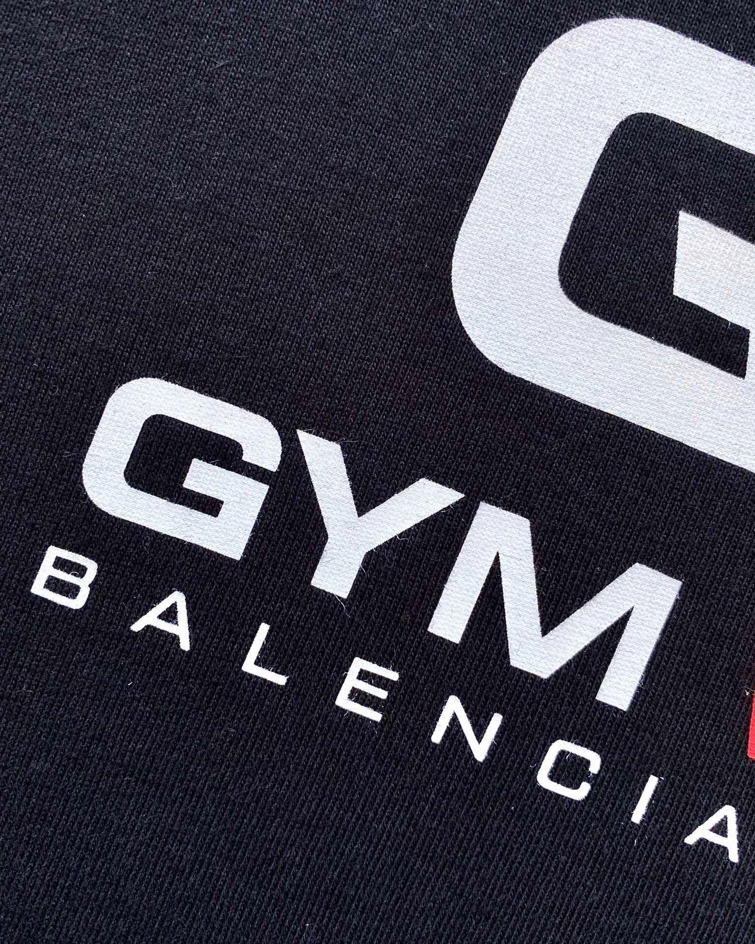 balenciaga-gym-wear-t-shirt-277_16844970935-1000