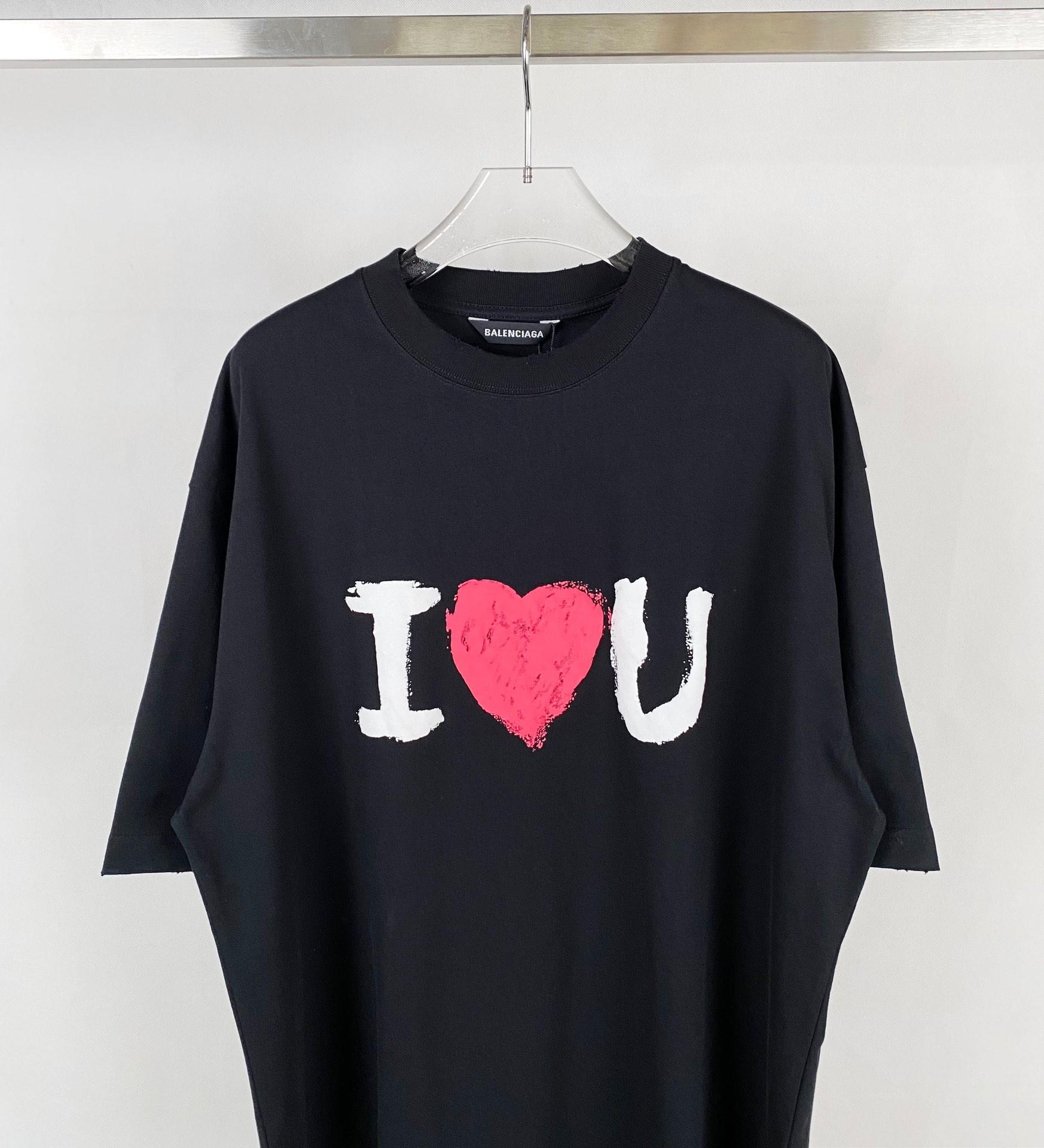 balenciaga-t-shirt-269_16844970736-1000