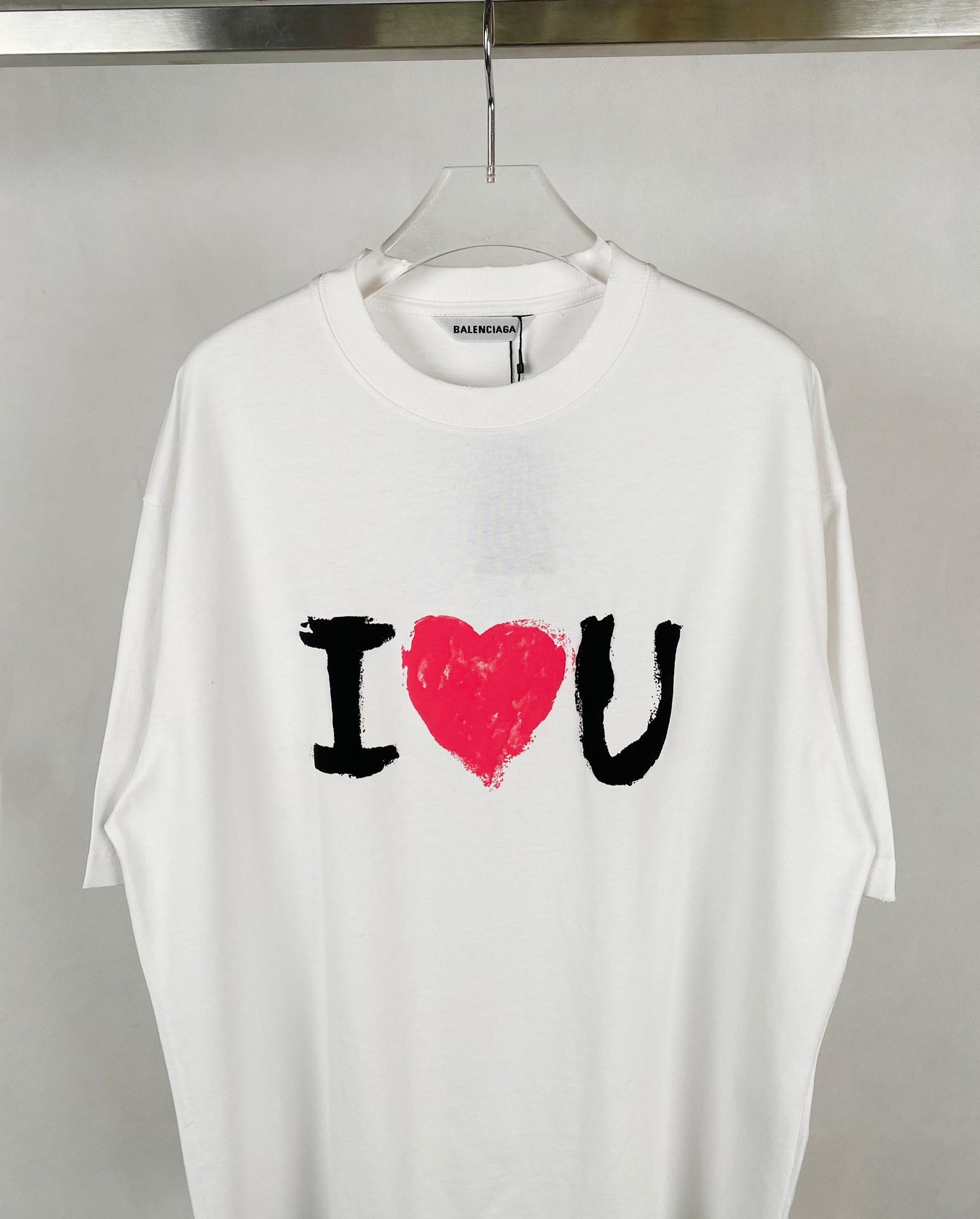 balenciaga-t-shirt-270_16844970754-1000