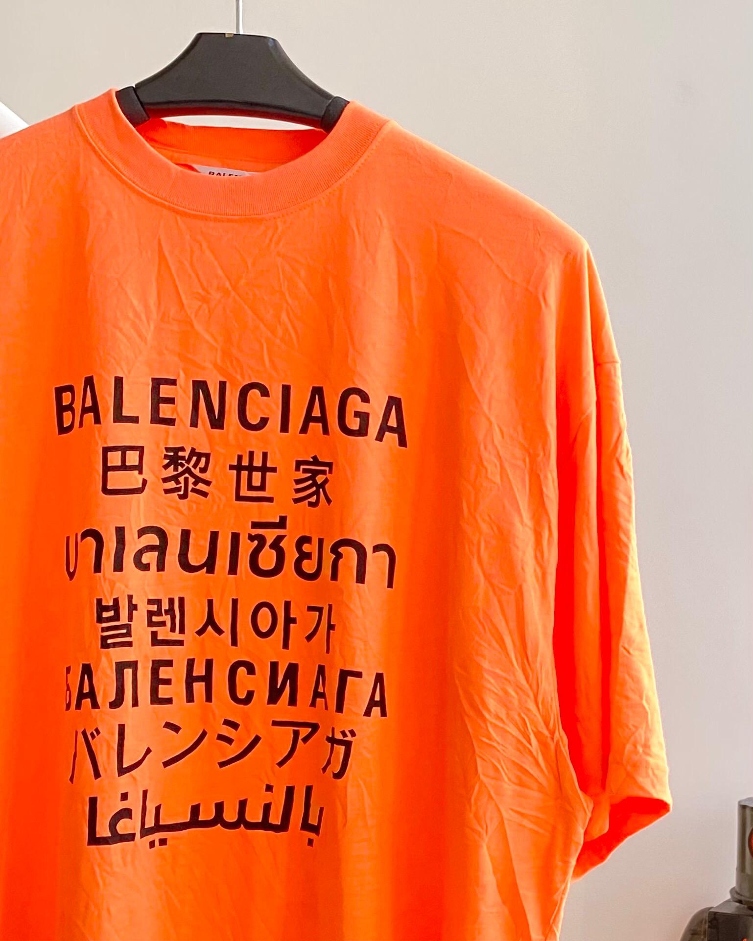 balenciaga-t-shirt-285_16844971147-1000