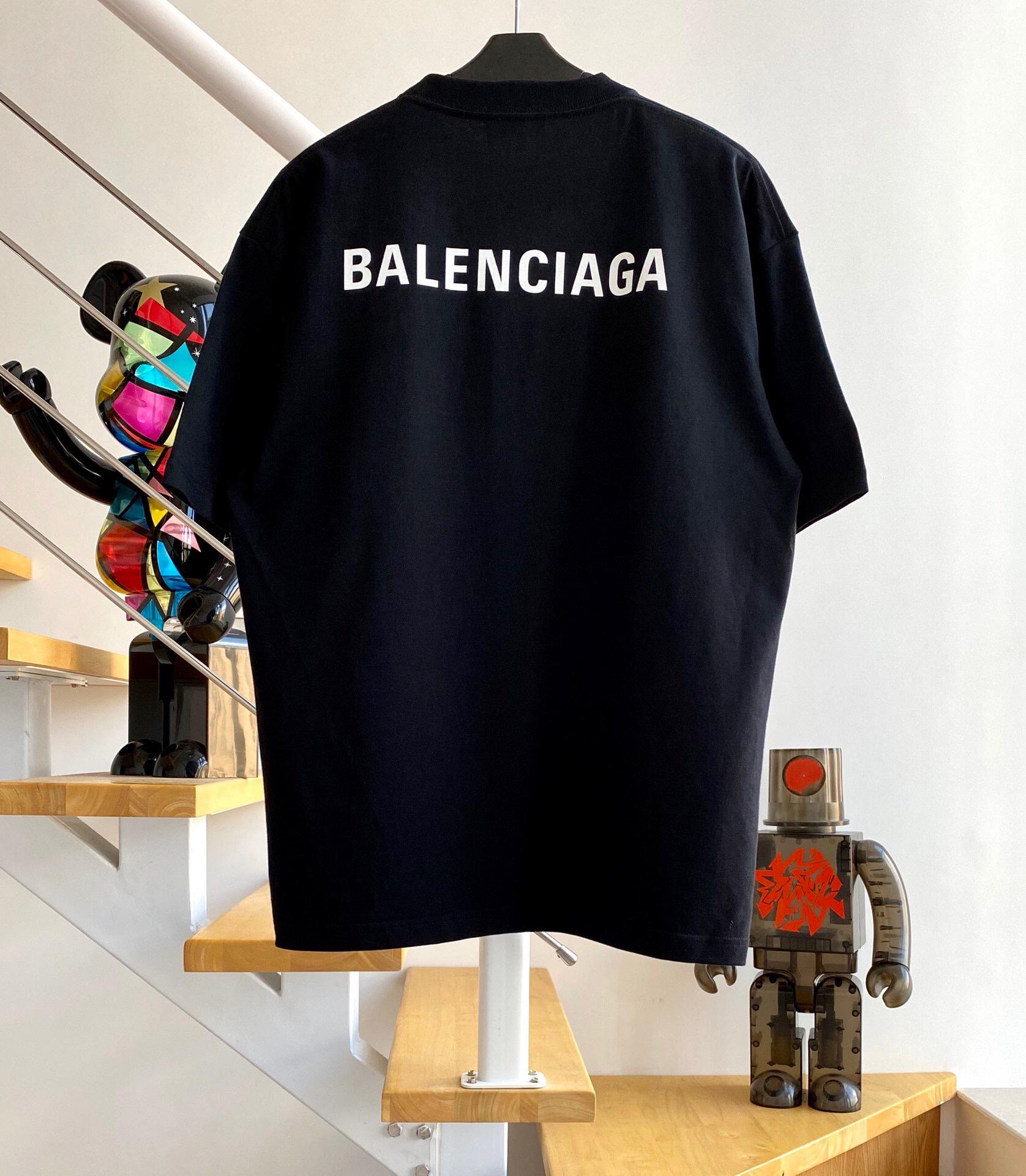 balenciaga-t-shirt-295_16844971373-1000