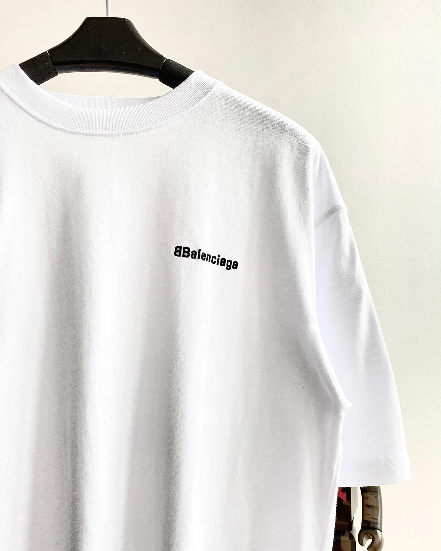 balenciaga-t-shirt-296_16844971415-1000