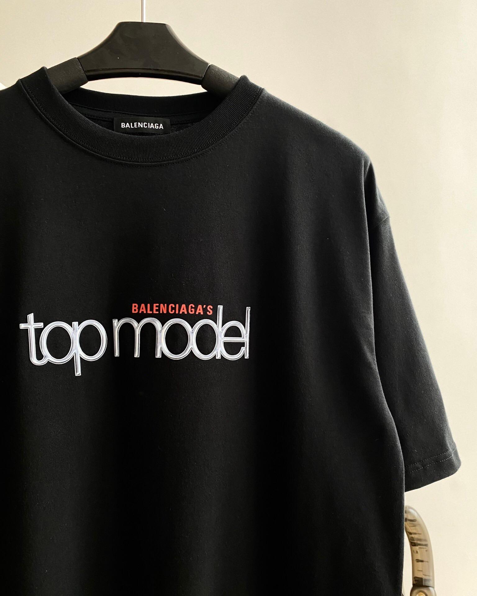 balenciaga-topmodel-t-shirt-281_16844971047-1000