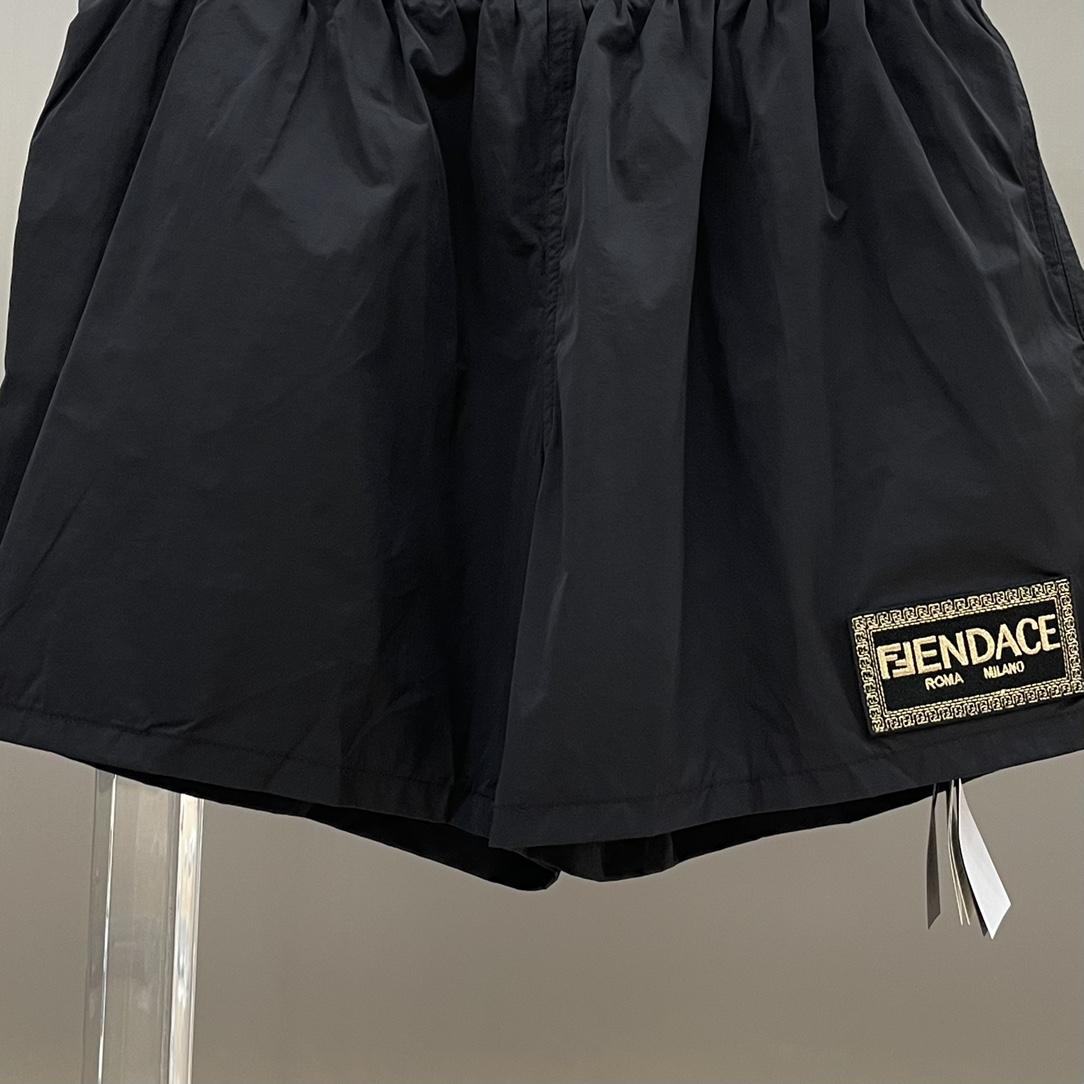 black-nylon-shorts-with-fendace-logo-3085_16843960894-1000