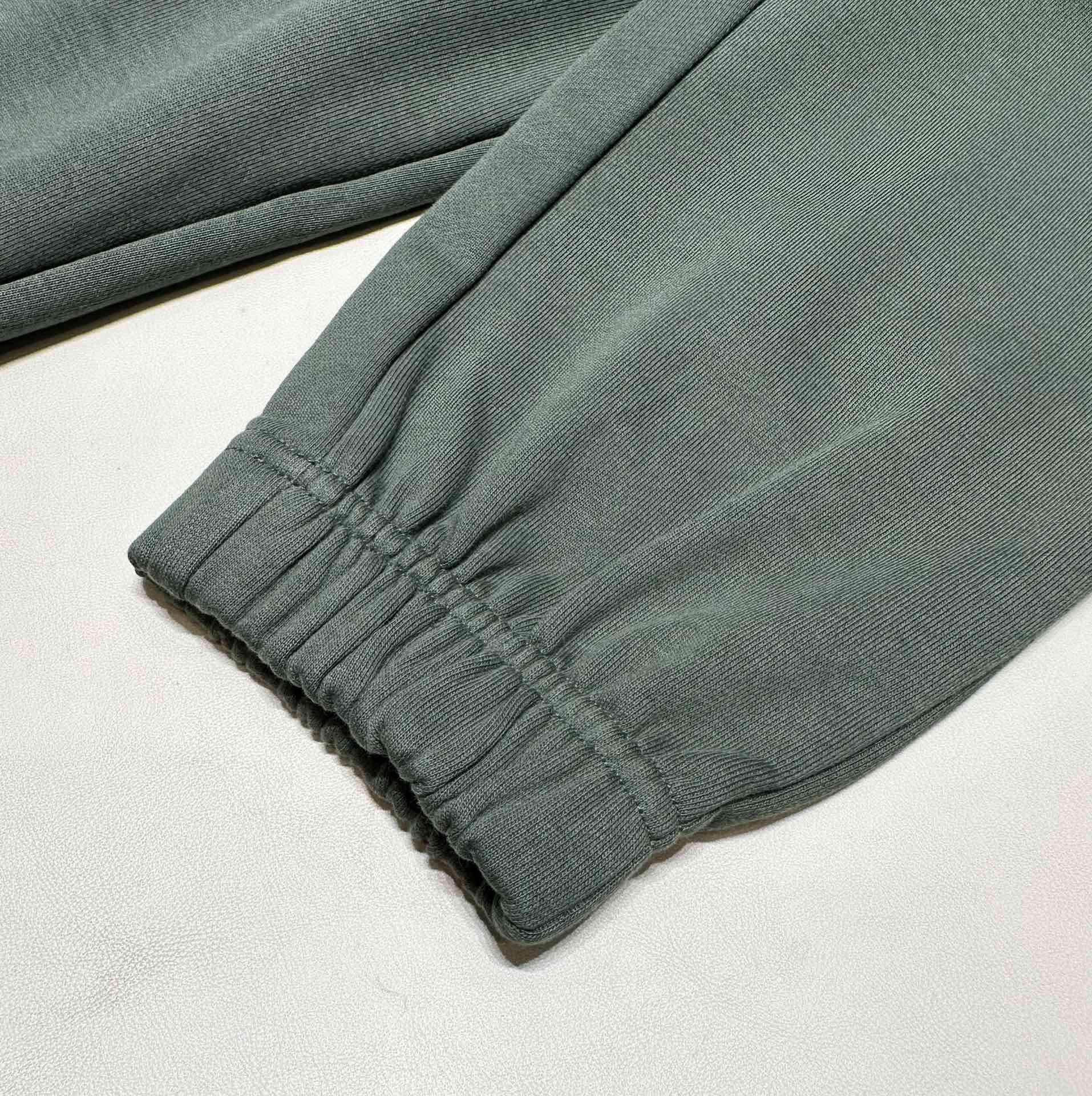 celine-track-pants-in-cotton-fleece-7197_16845020937-1000