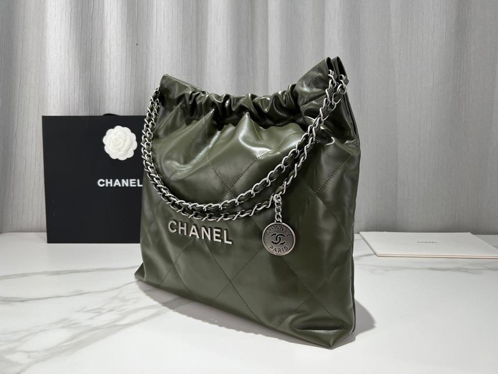 chanel-22-handbag-7113_16844045922-1000