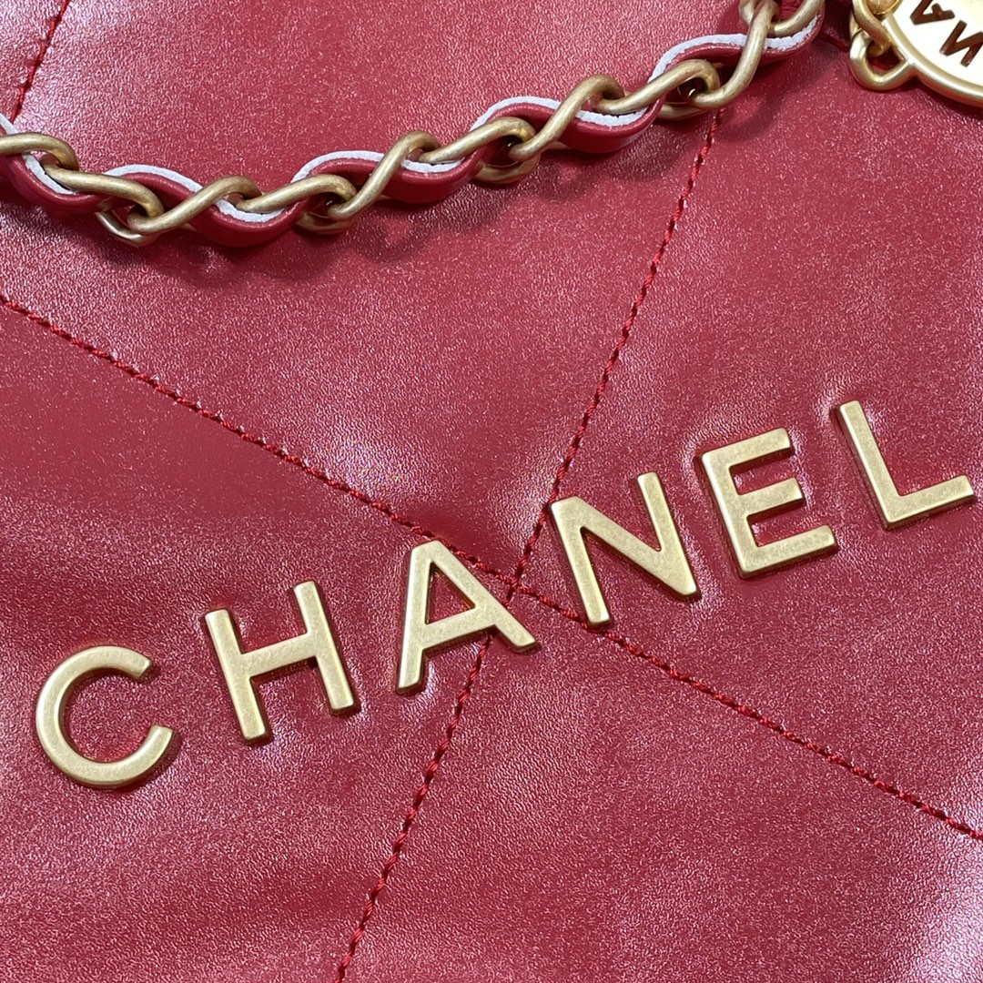 chanel-22-small-handbag-7115_16844045946-1000