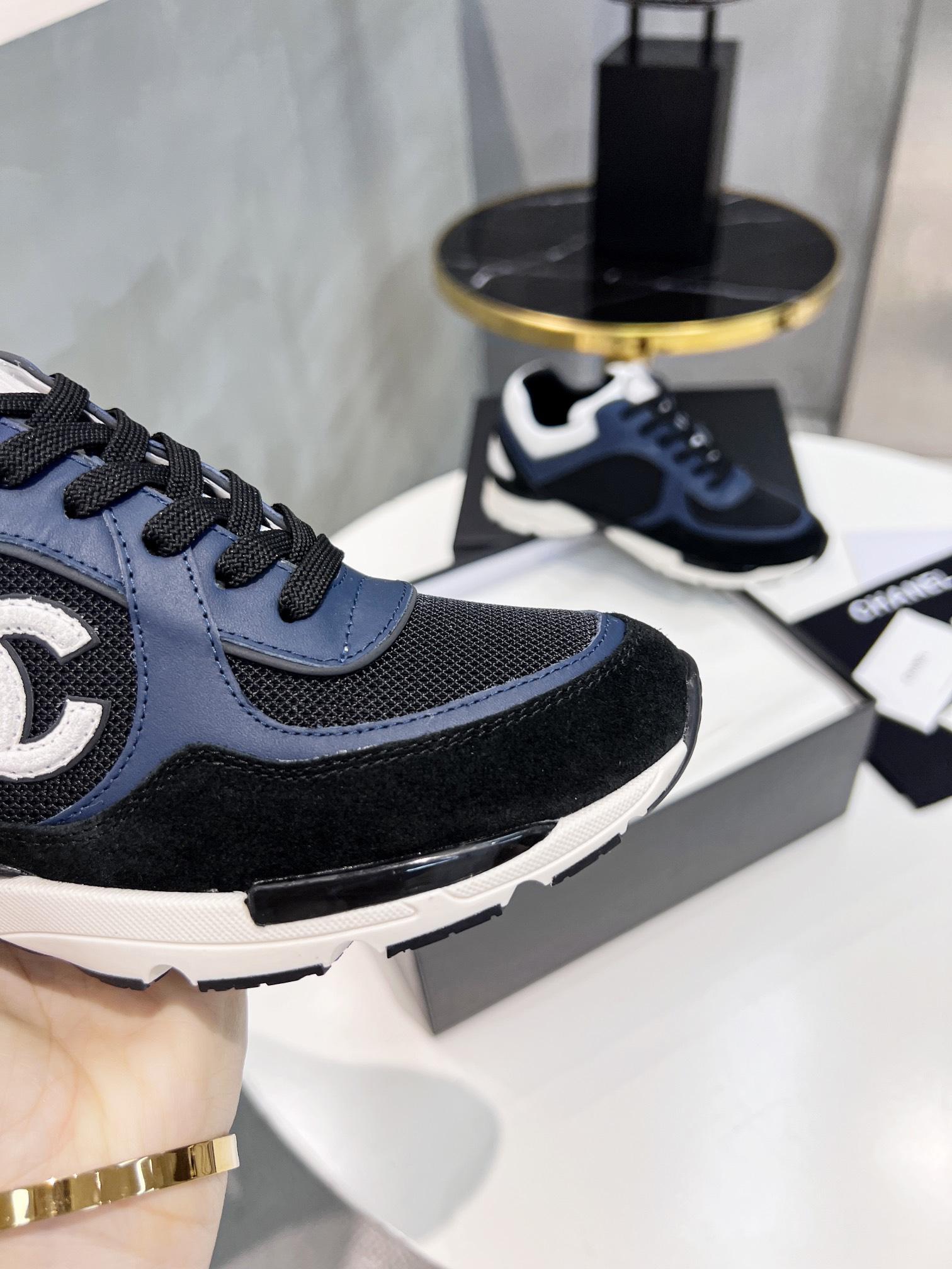 chanel-runner-sneaker-5493_16844015495-1000