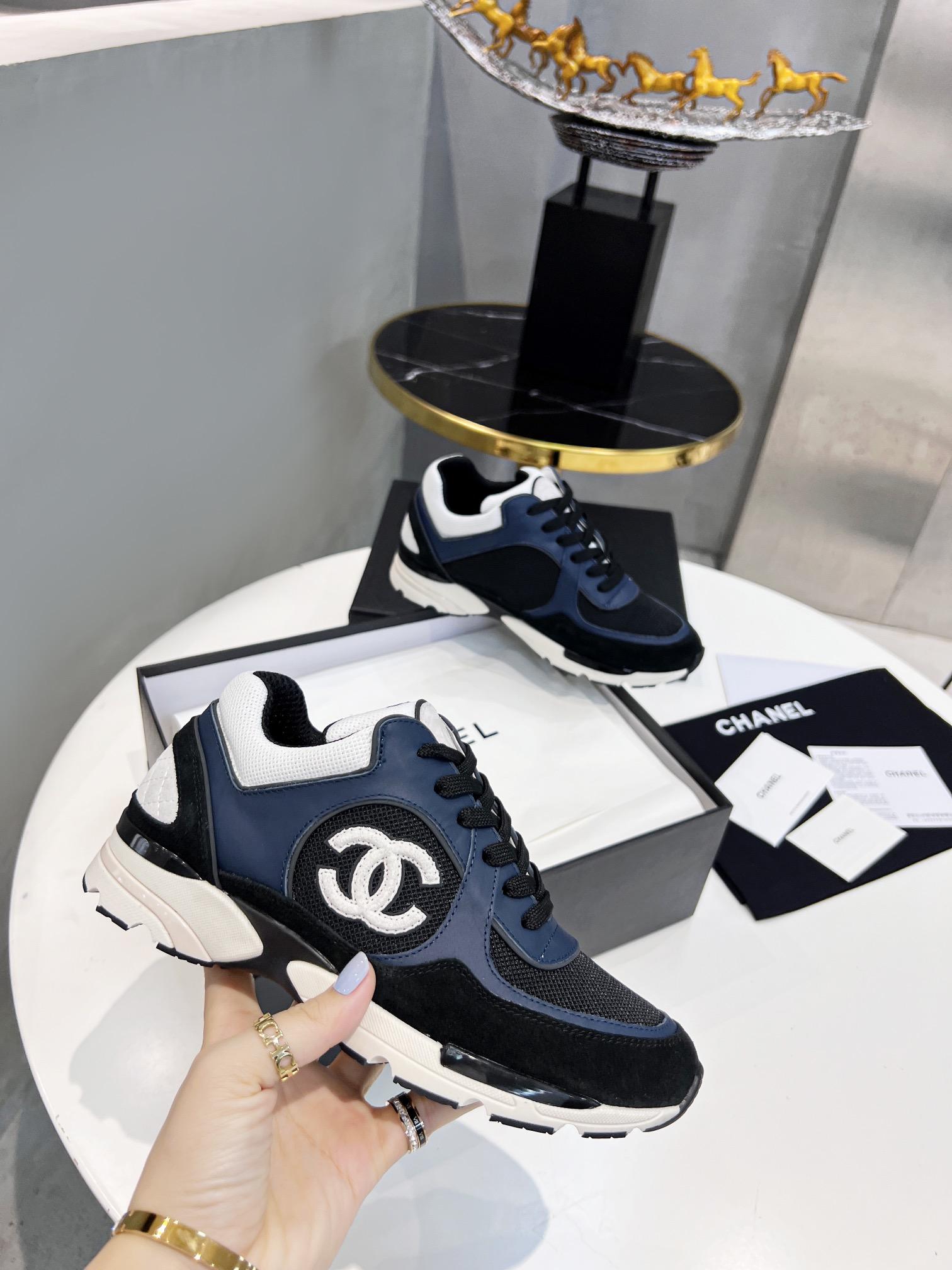 chanel-runner-sneaker-5493_16844015496-1000