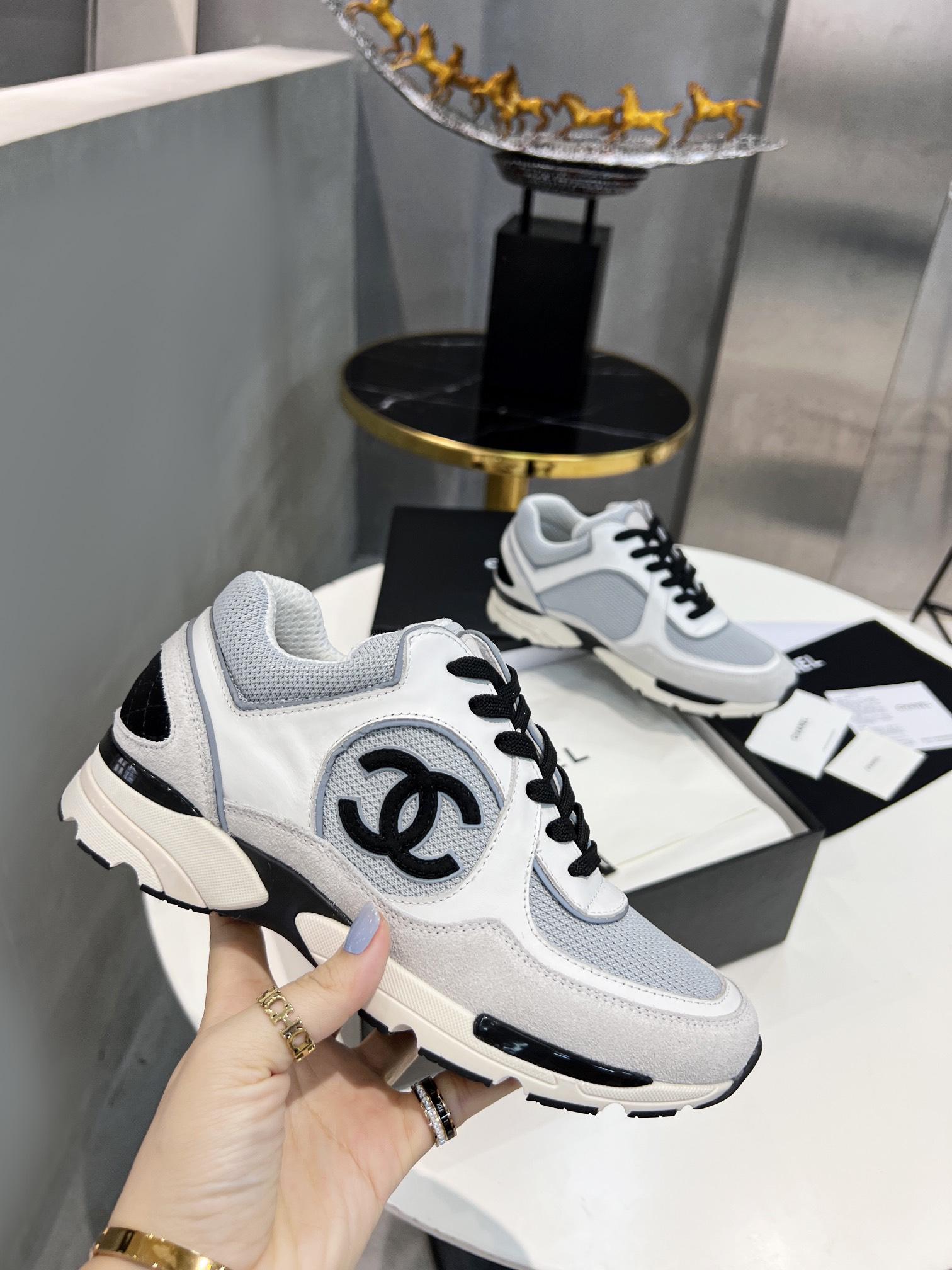 chanel-runner-sneaker-5498_16844015614-1000