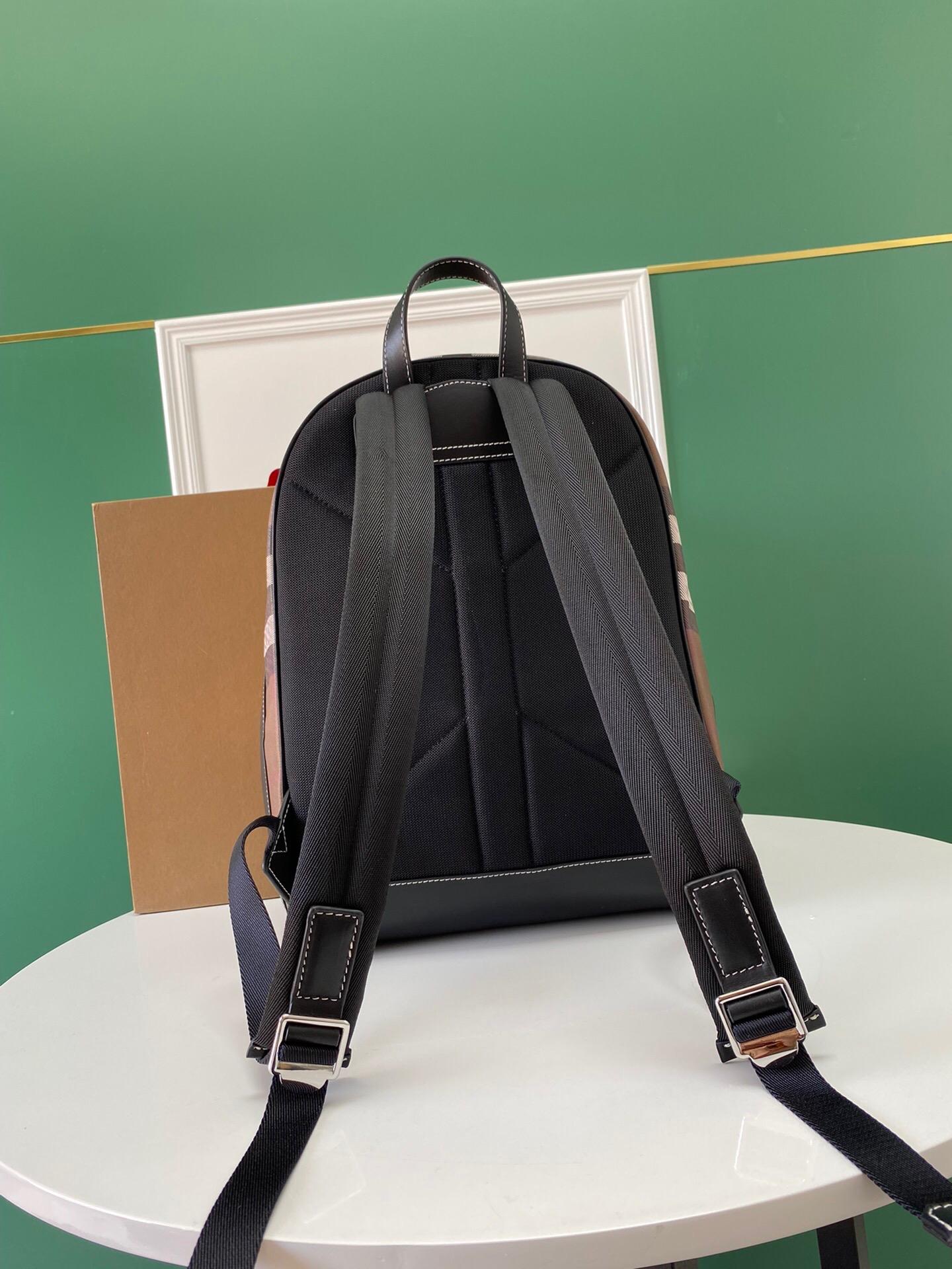 check-and-leather-backpack-3241_16843964839-1000