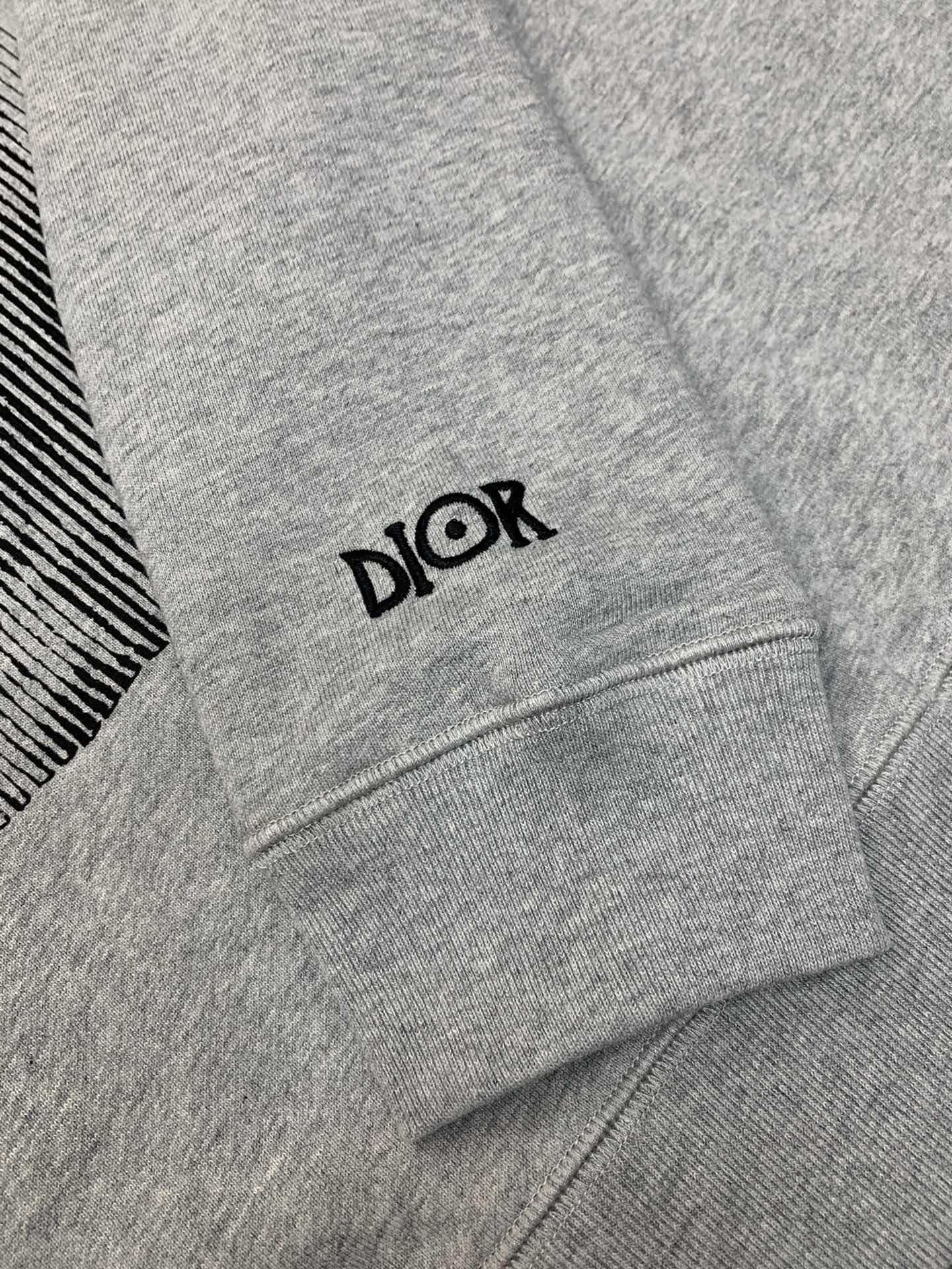 dior-and-jack-kerouac-oversized-sweatshirt-2831_16844986145-1000