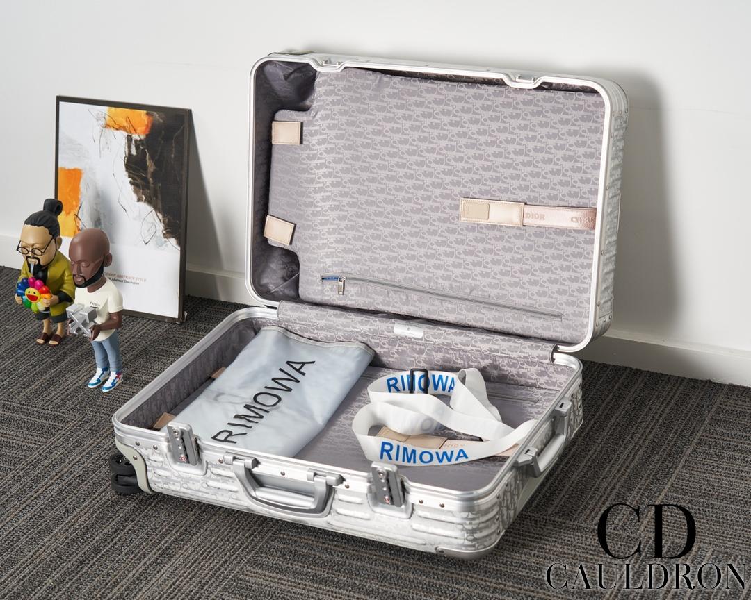 dior-and-rimowa-cabin-suitcase-1935_16843946675-1000