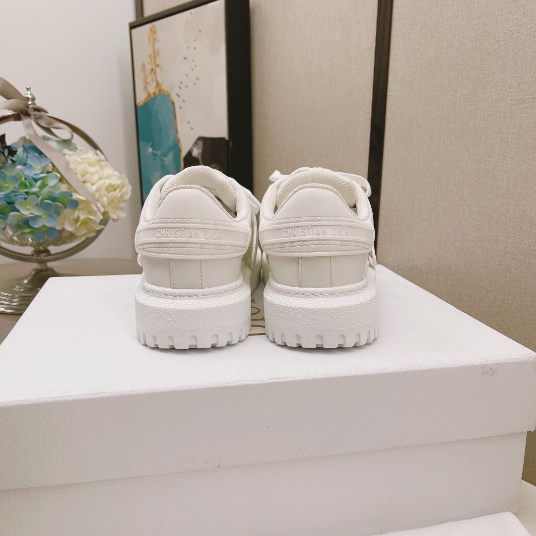 dior-id-sneaker-1640_16843940875-1000