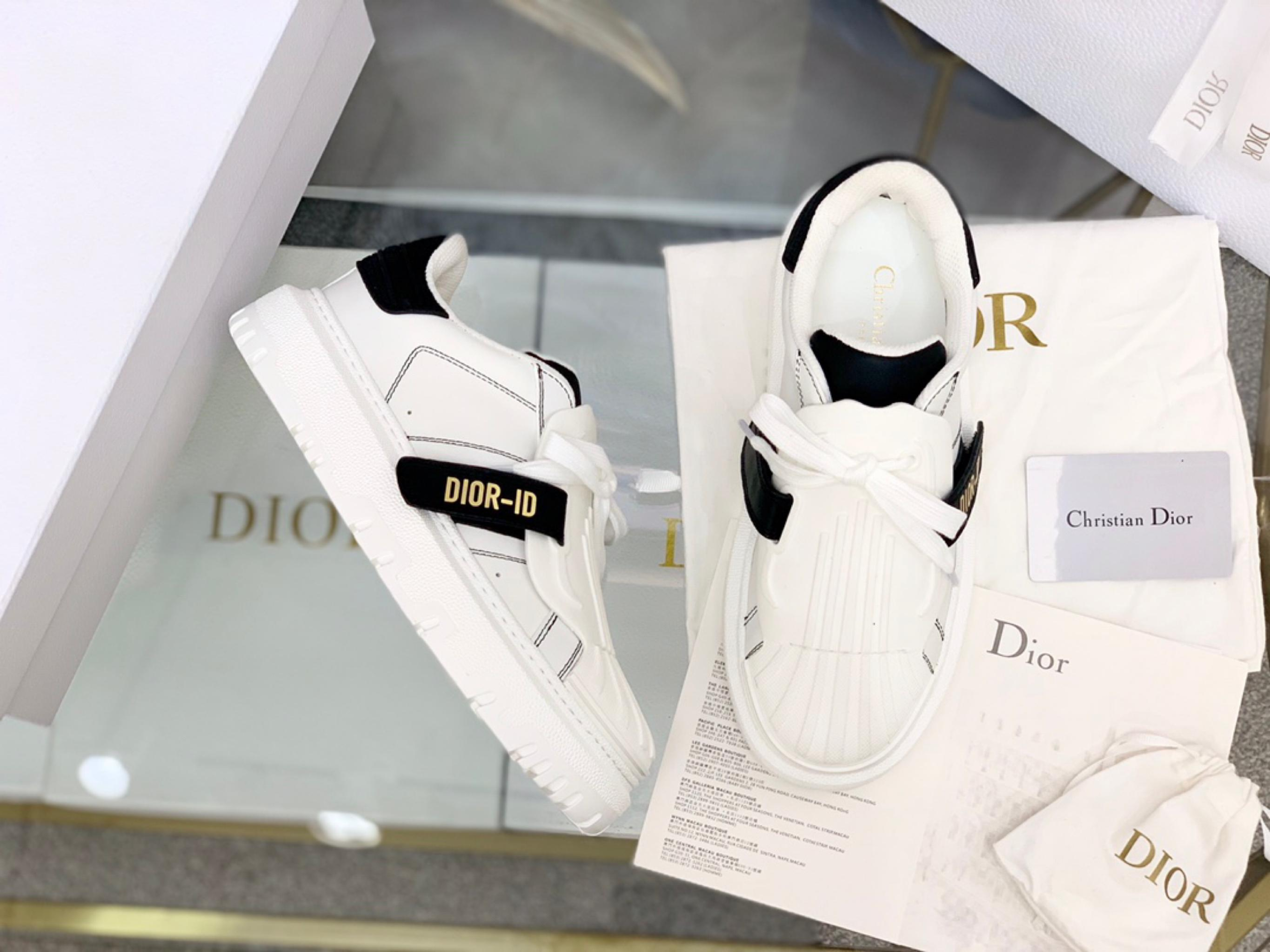 dior-id-sneaker-1661_16843942594-1000