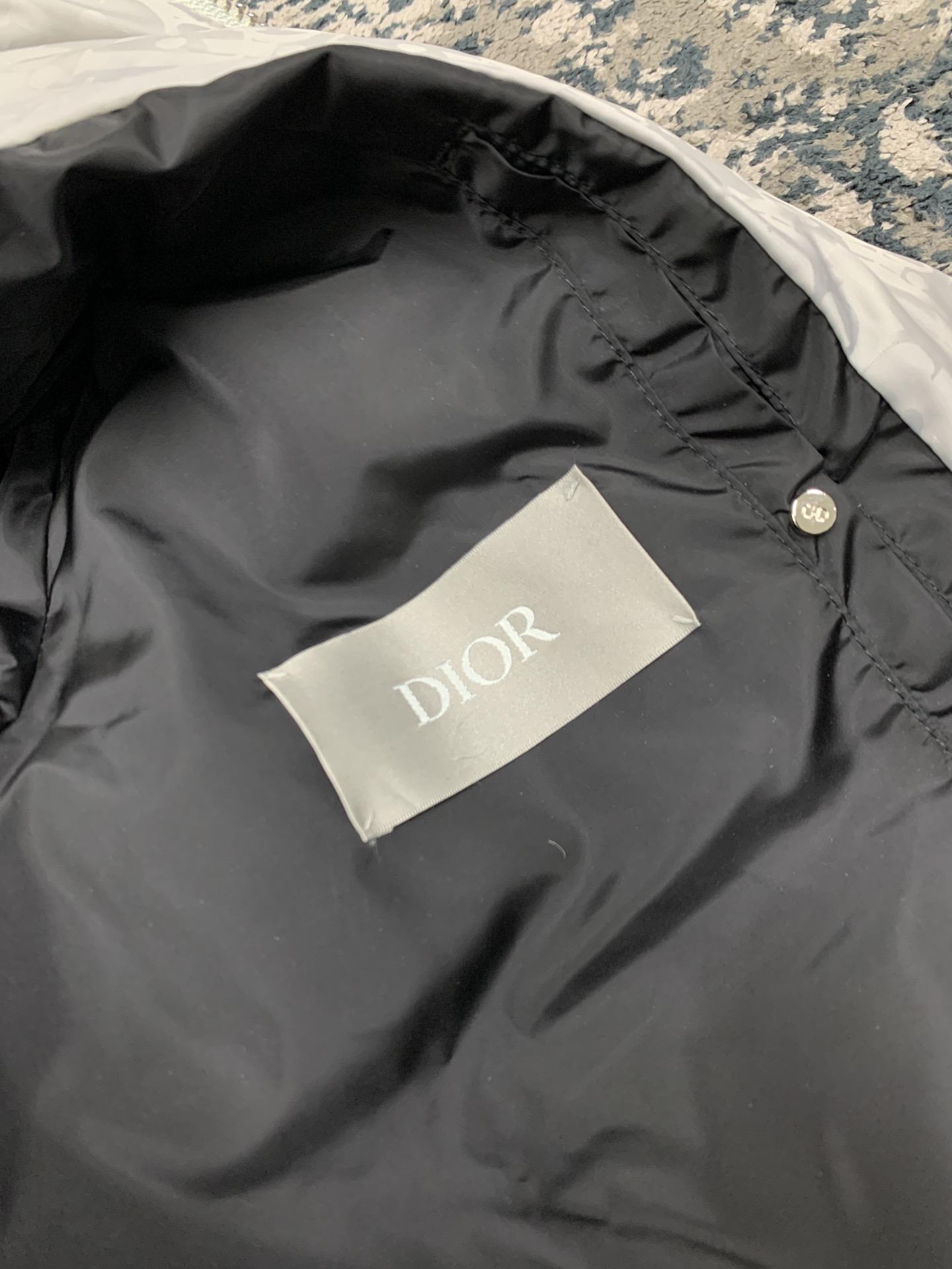 dior-oblique-down-jacket-5802_16844019028-1000