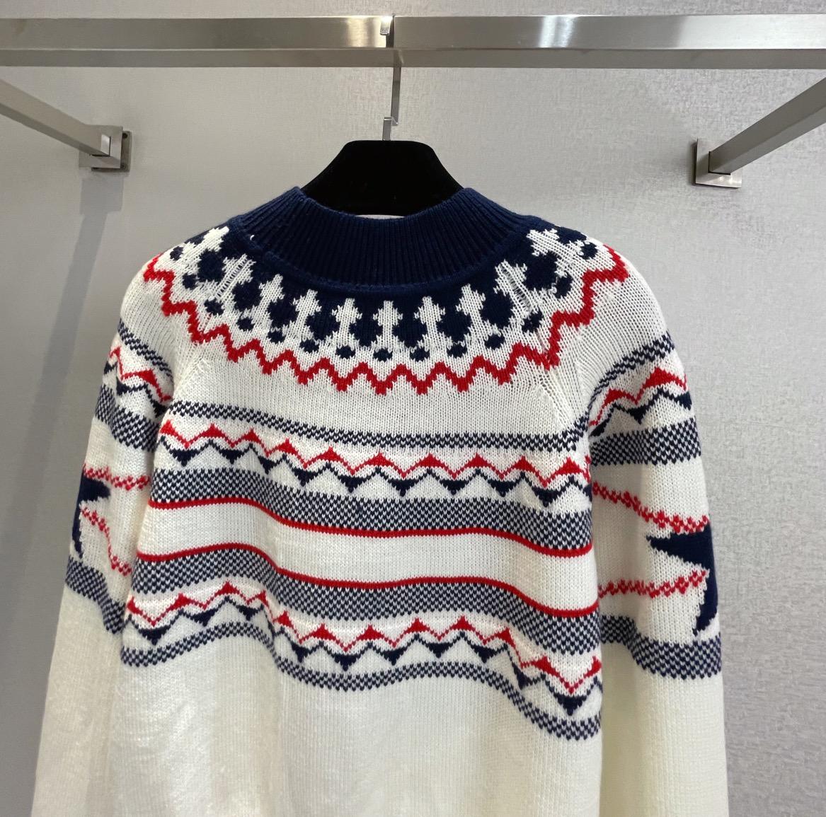 dioralps-stand-collar-sweater-59_16843494576-1000