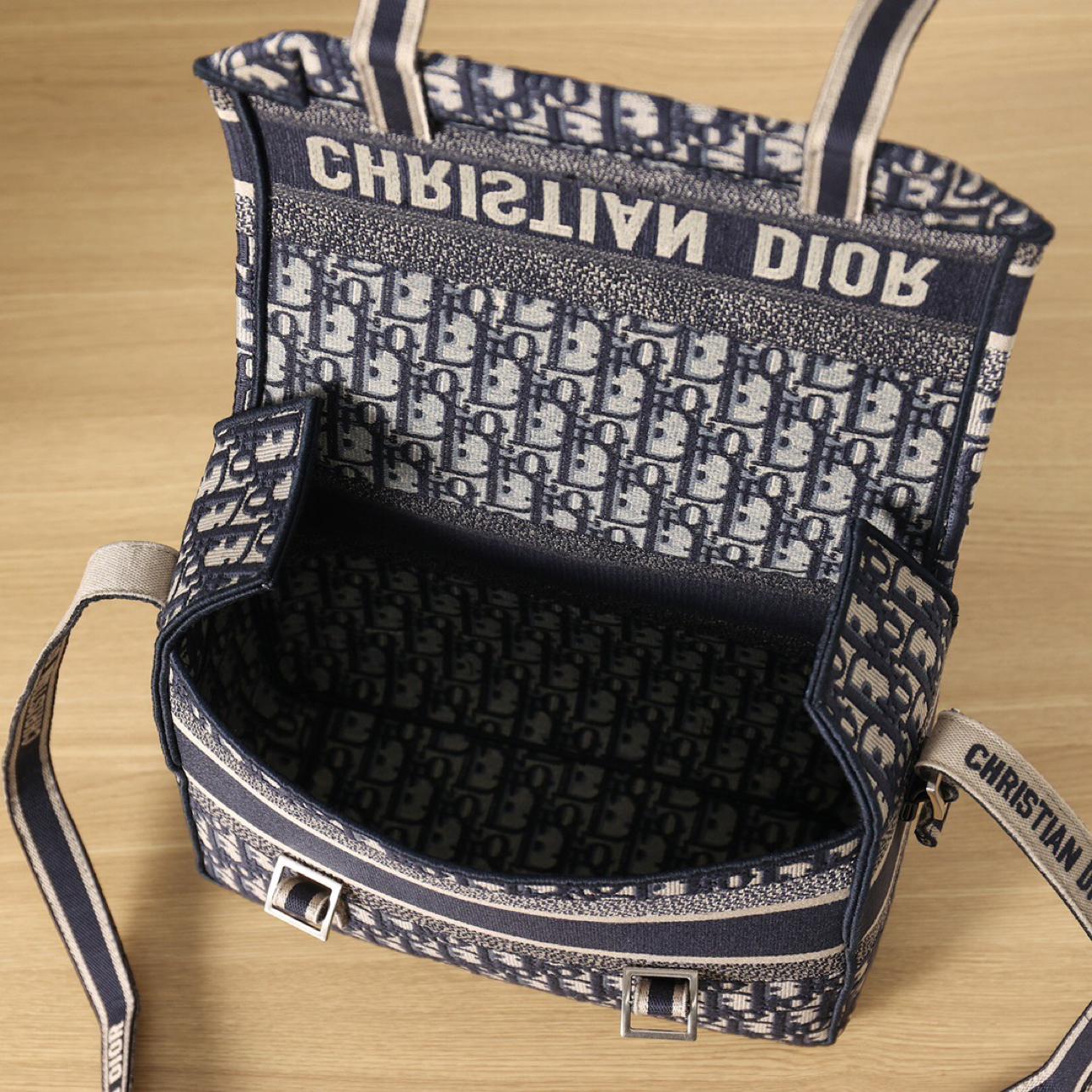 diorcamp-bag-469_16844974309-1000