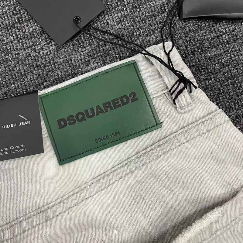 dsquared2-coolguy-jeans-1249_16843929673-1000