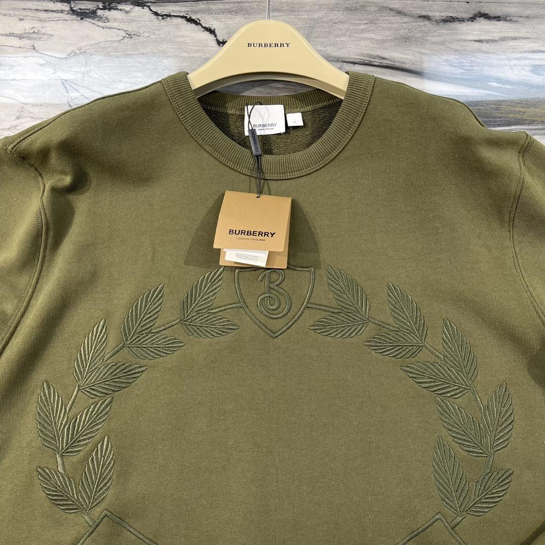 embroidered-oak-leaf-crest-cotton-sweatshirt-4787_16845003986-1000