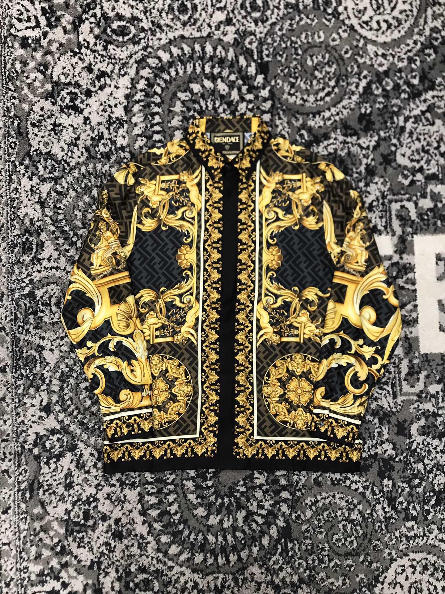 fendace-gold-baroque-shirt-2962_16843960043-1000