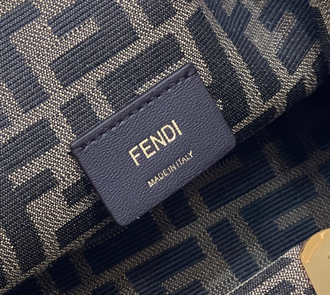 fendi-first-small-7009_16844044789-1000