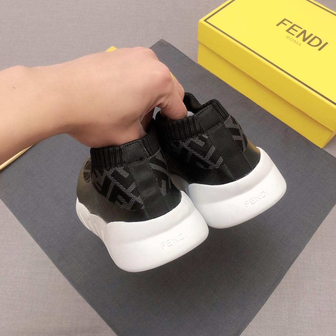 fendi-sneaker-1419_16843938648-1000