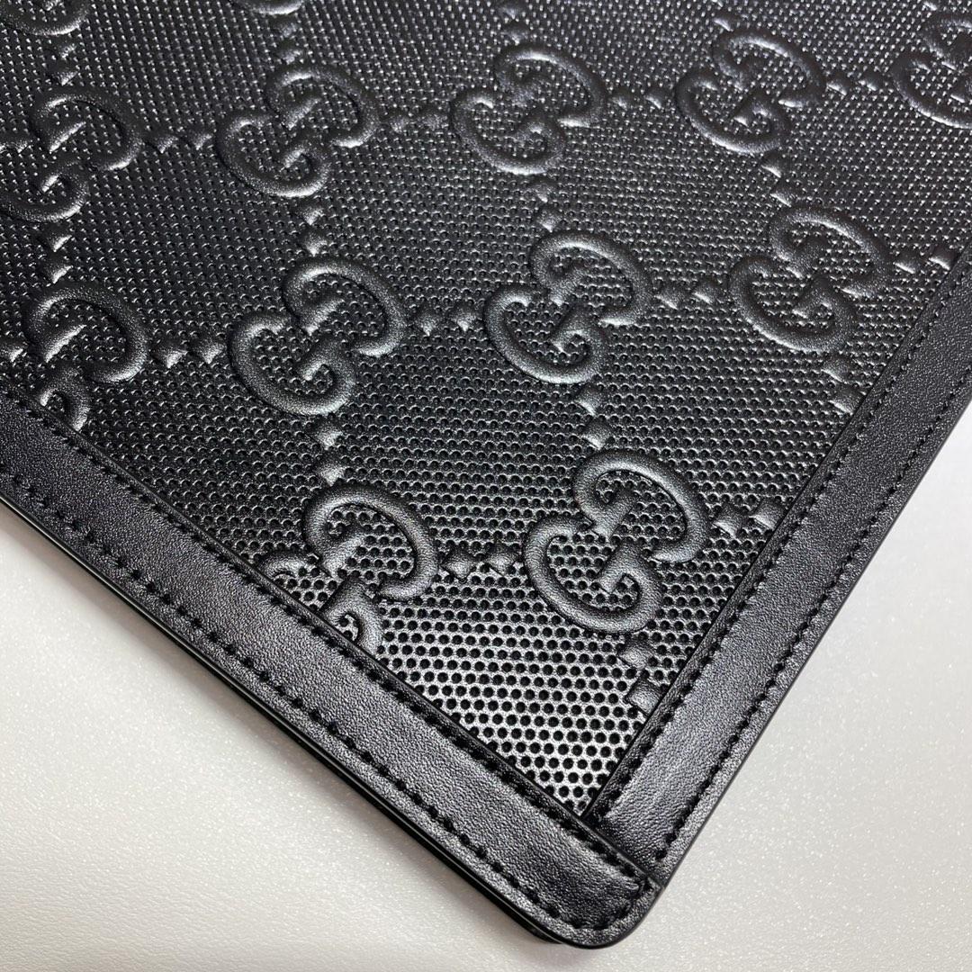 gg-embossed-pouch-2048_16844980385-1000