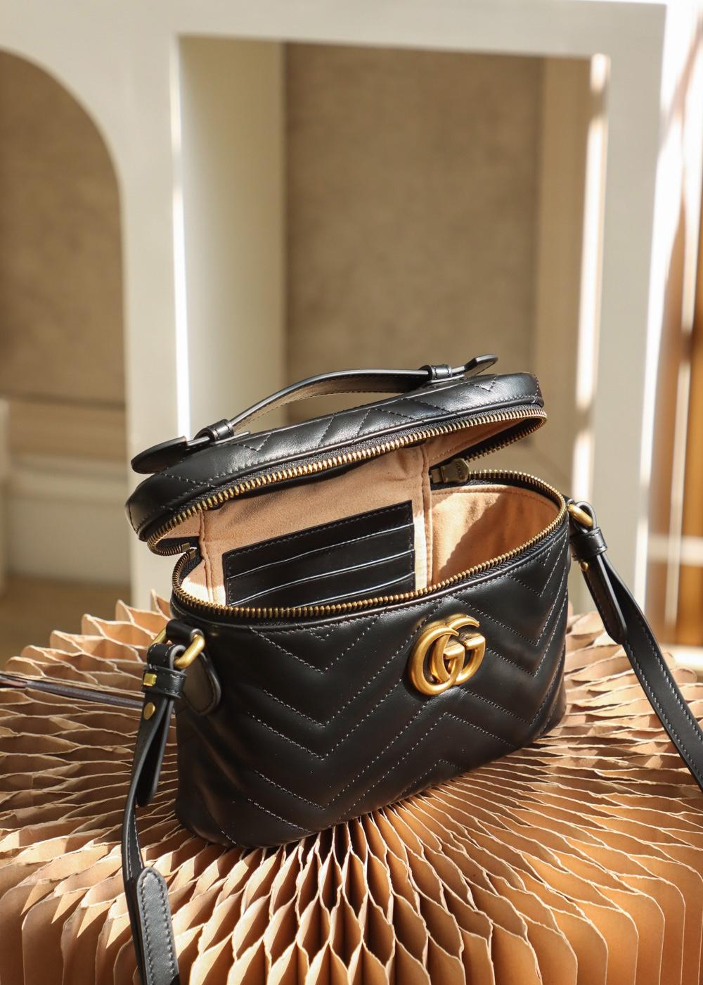 gg-marmont-mini-bag-2974_16843960308-1000