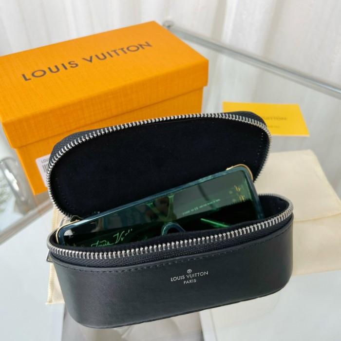 gm-glasses-case-4919_16844004725-1000