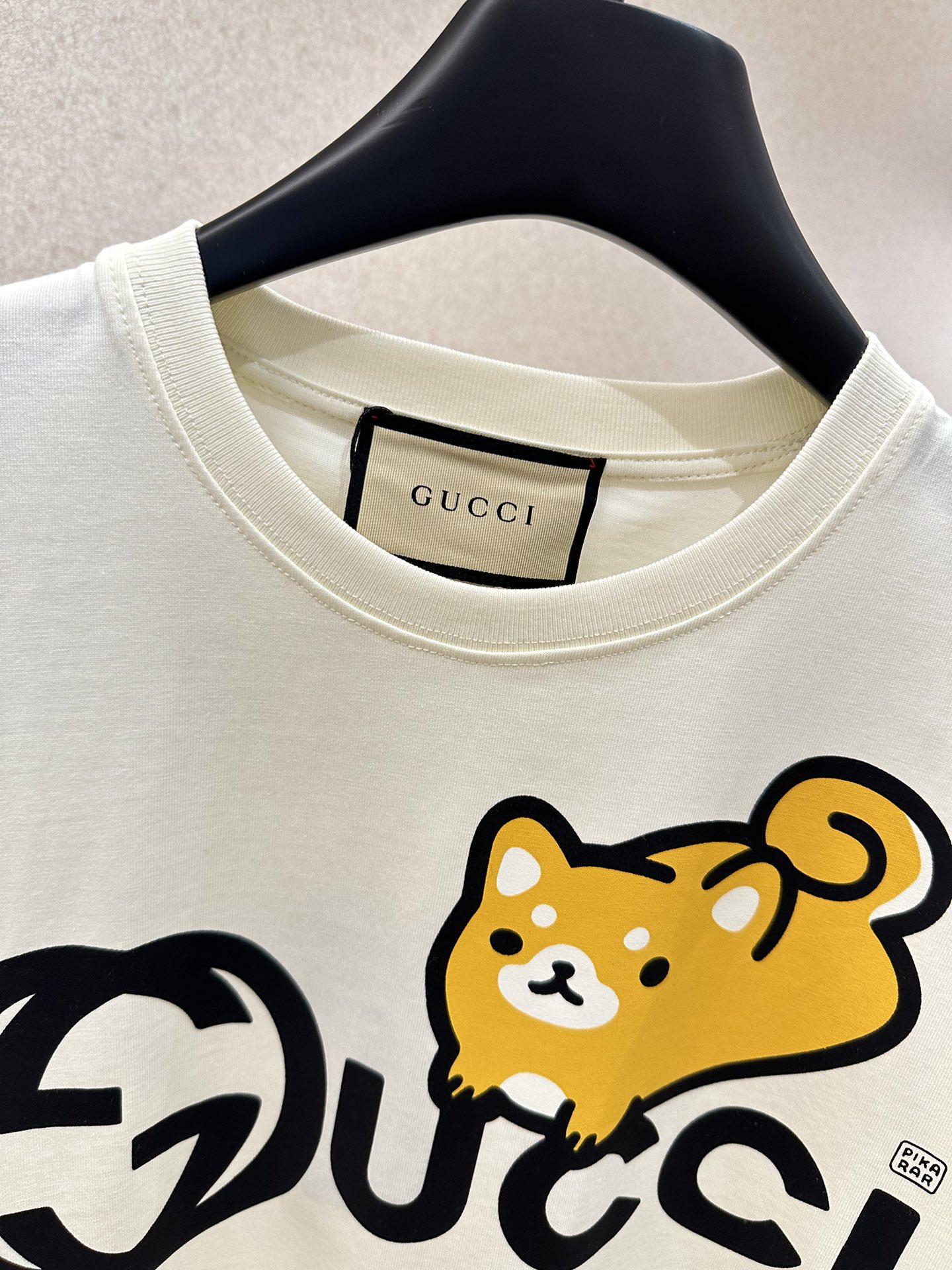 gucci-animal-print-cotton-t-shirt-7220_16845021113-1000