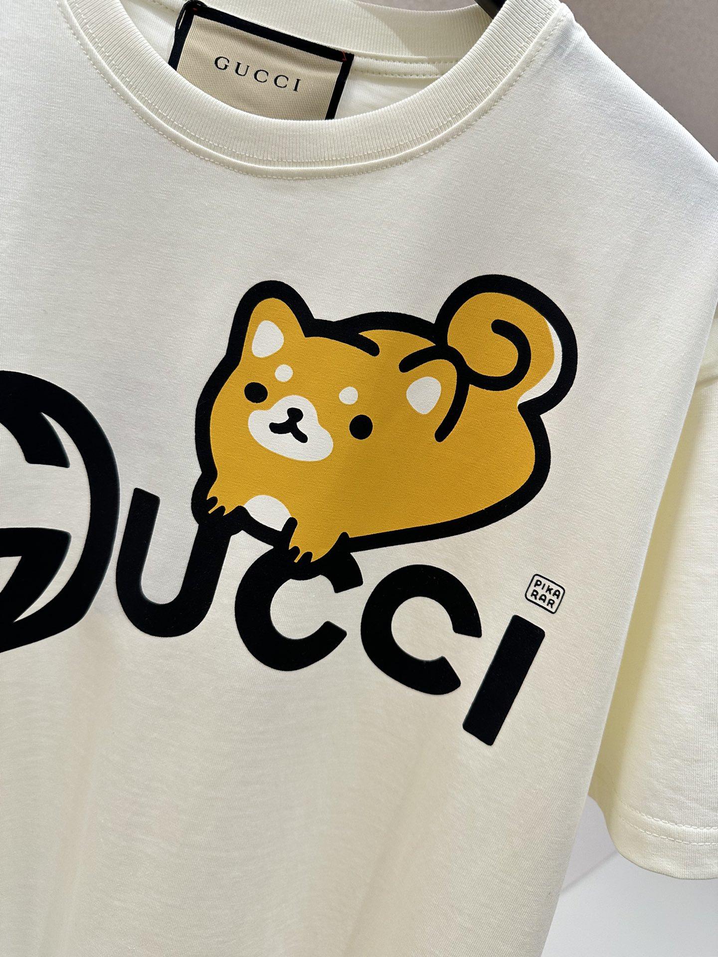 gucci-animal-print-cotton-t-shirt-7220_16845021126-1000