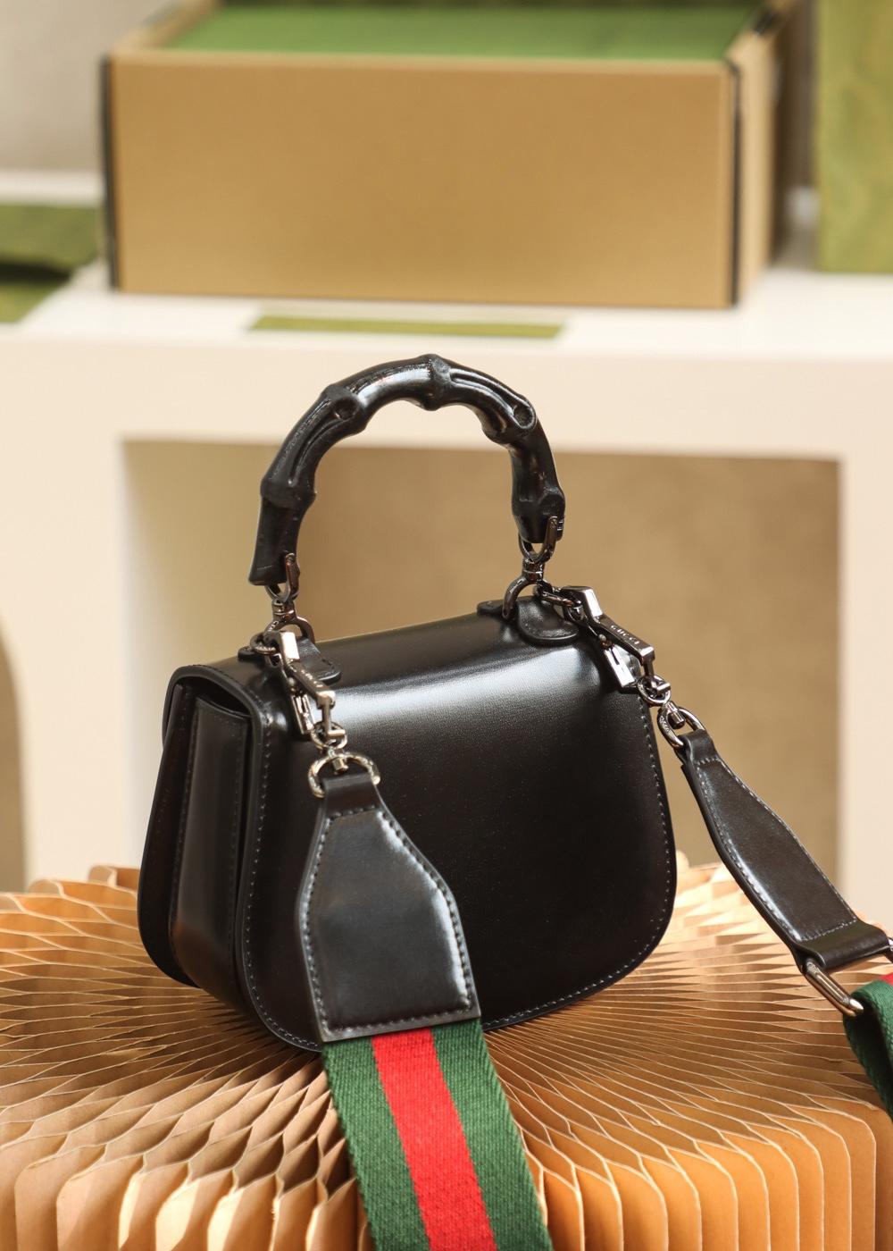 gucci-bamboo-1947-mini-bag-with-jumbo-gg-2771_16843957413-1000