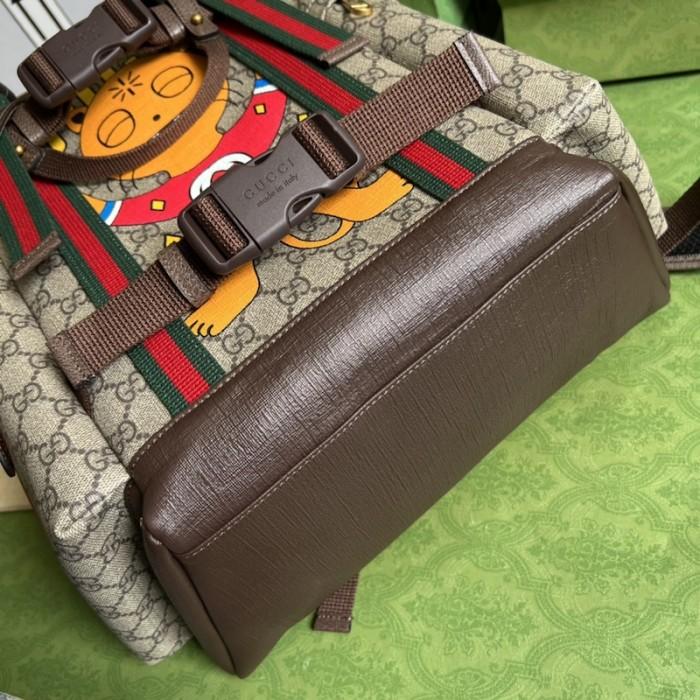 gucci-cat-print-skateboard-backpack-5983_16844022826-1000