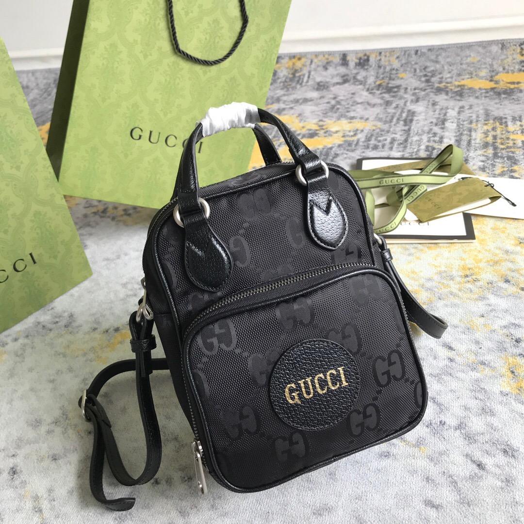 gucci-off-the-grid-shoulder-bag-2036_168449802510-1000