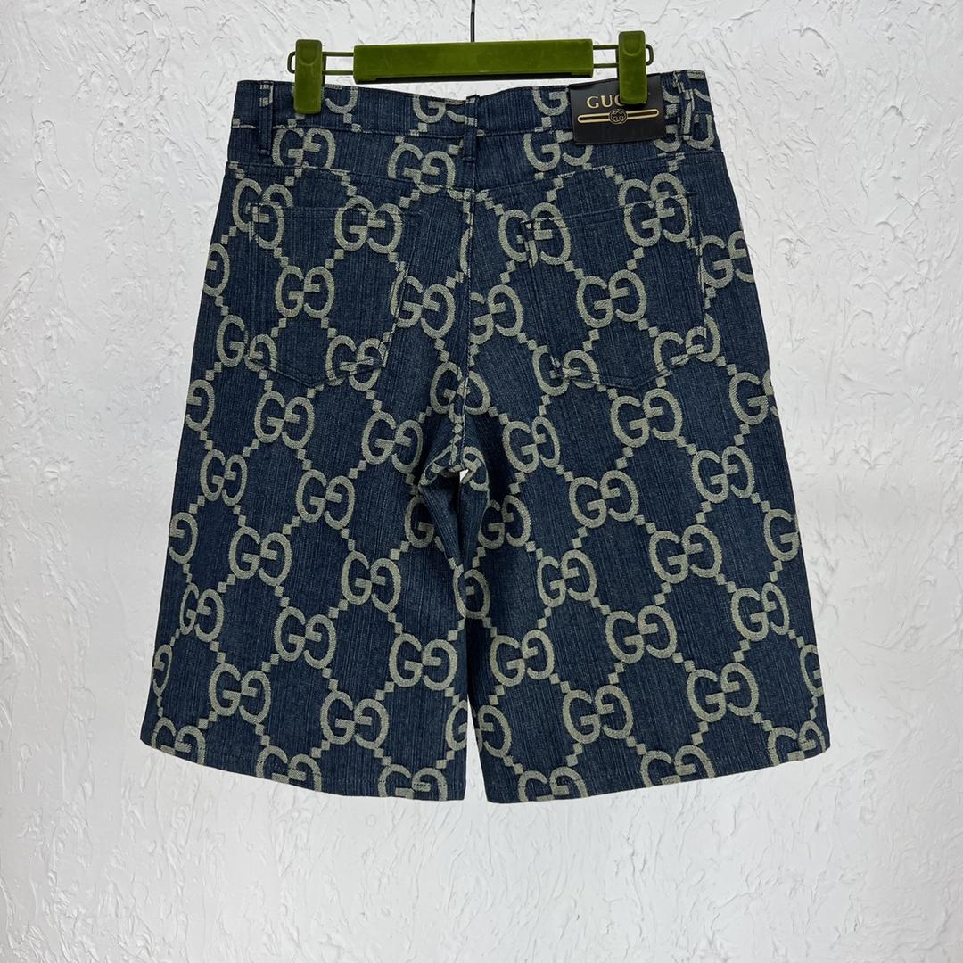 gucci-pineapple-shorts-5685_16845009702-1000