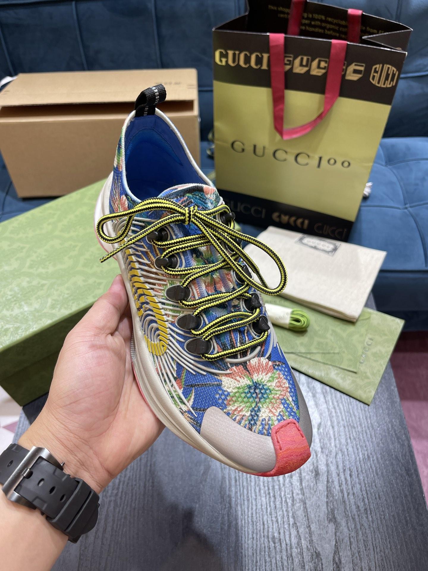 gucci-run-sneaker-4925_16844004826-1000