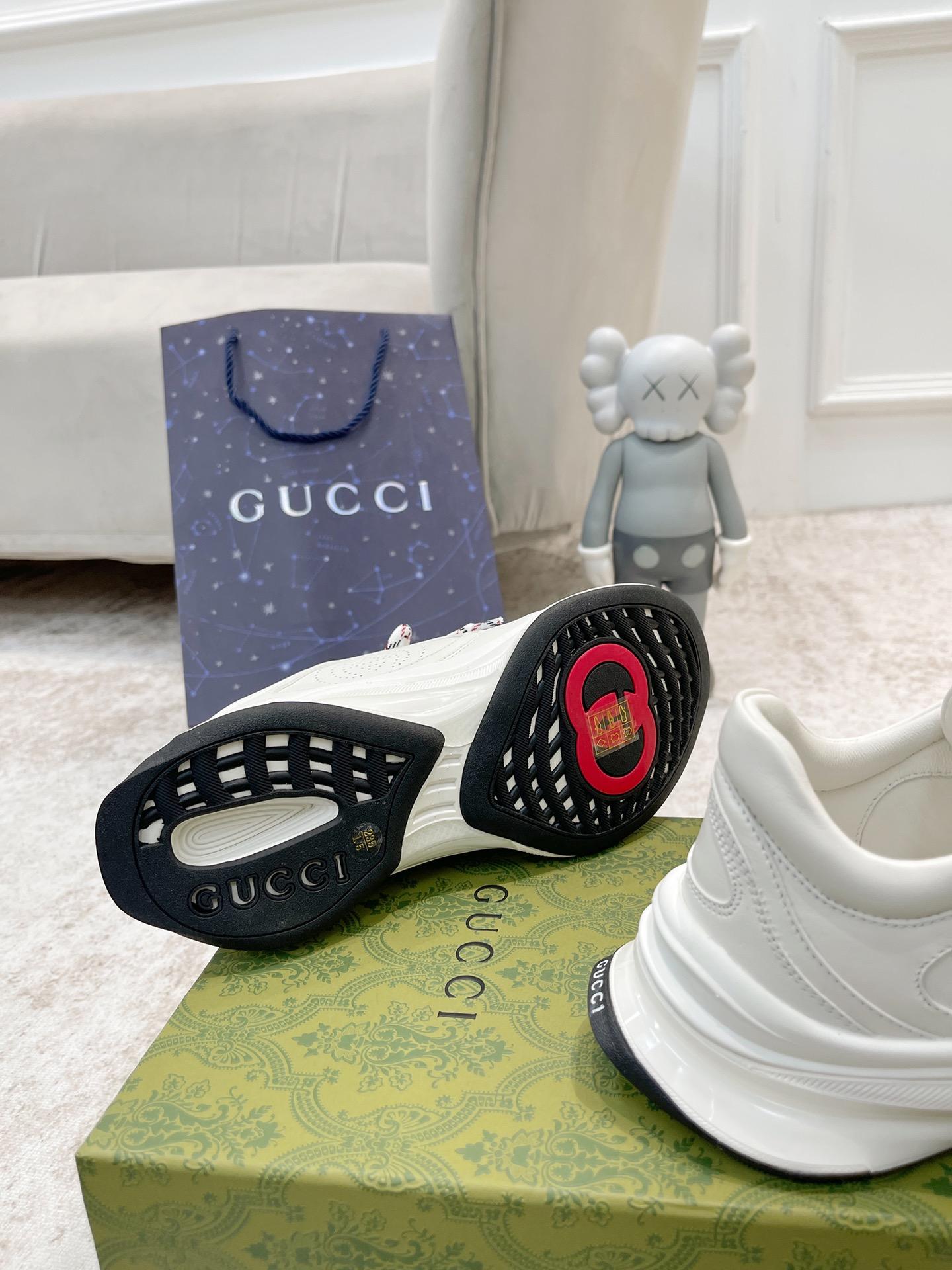 gucci-run-sneaker-7292_16844049768-1000